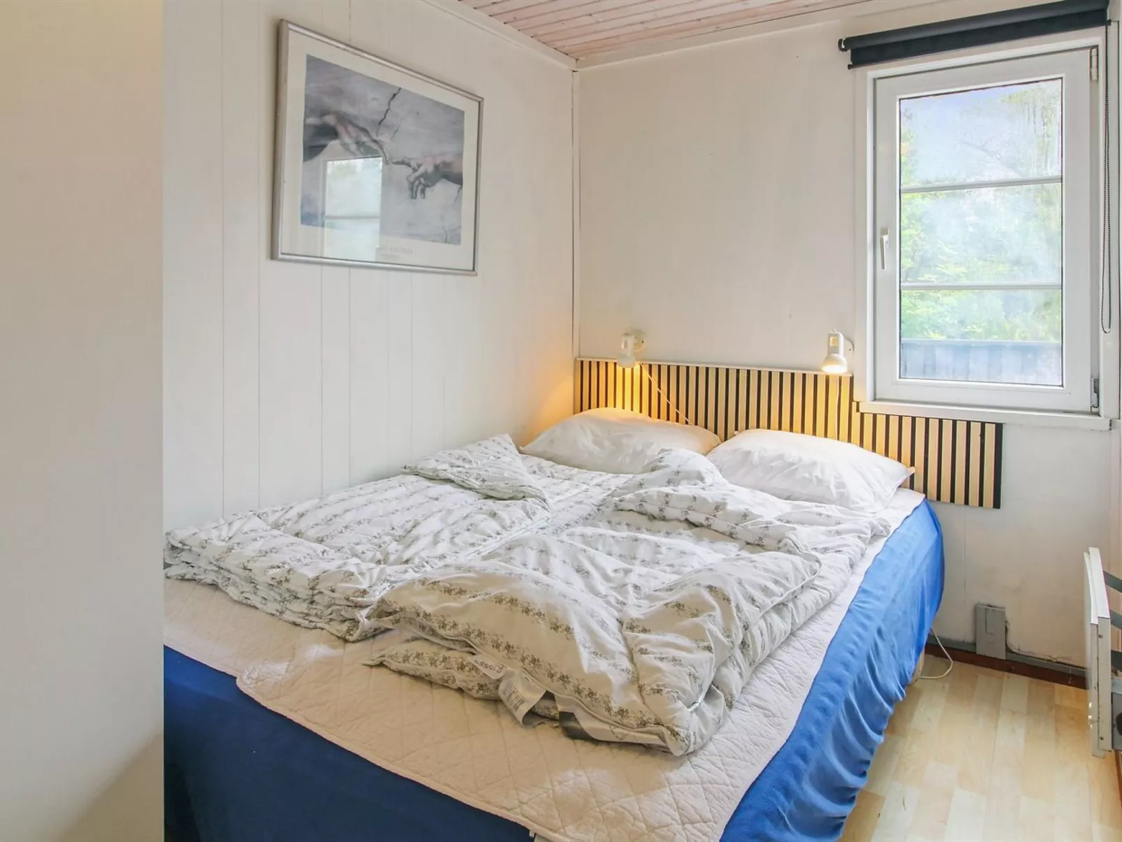 "Ylvi" - 2.8km from the sea-Inside