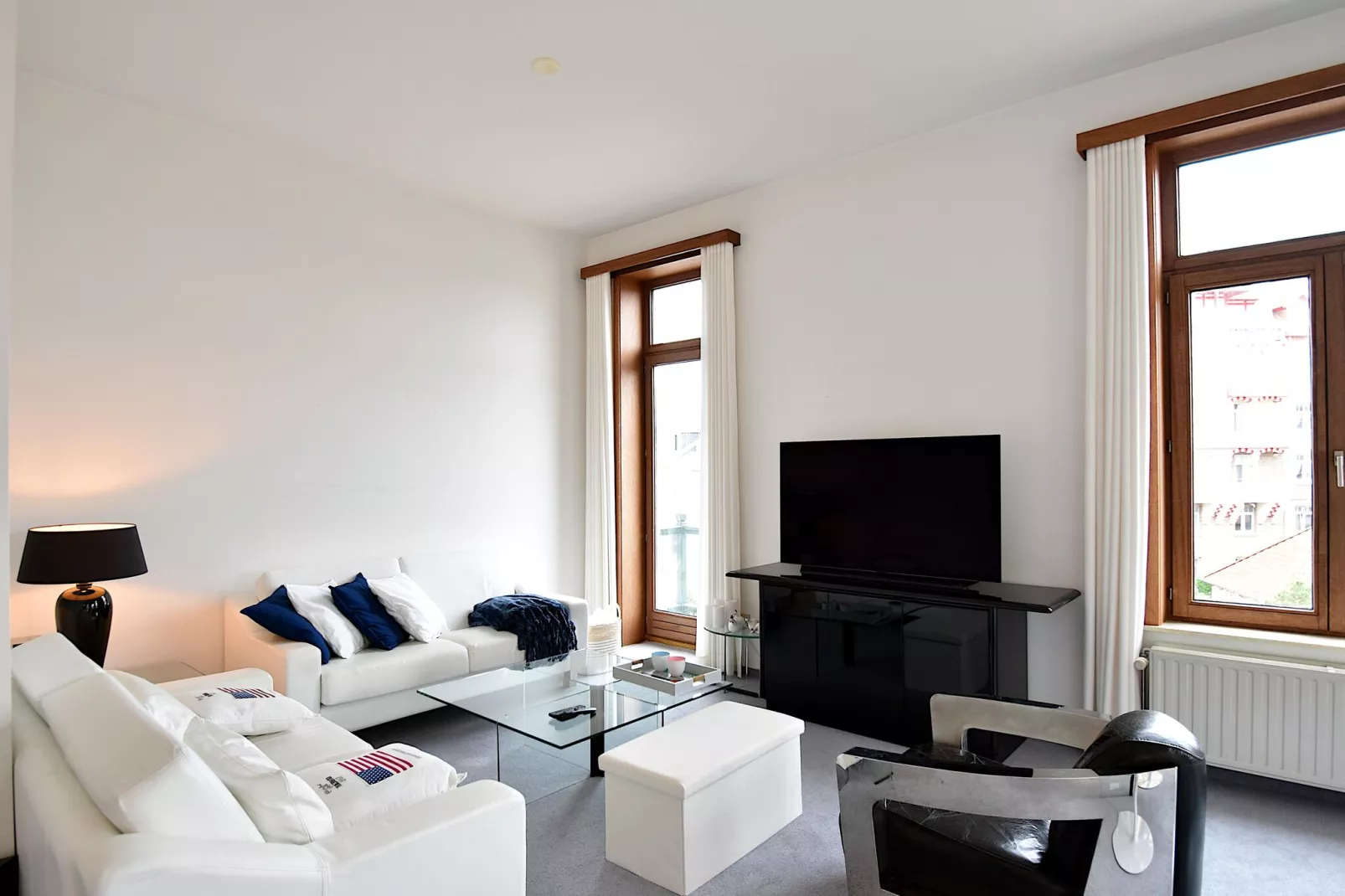 Rosalie 0202-Living room