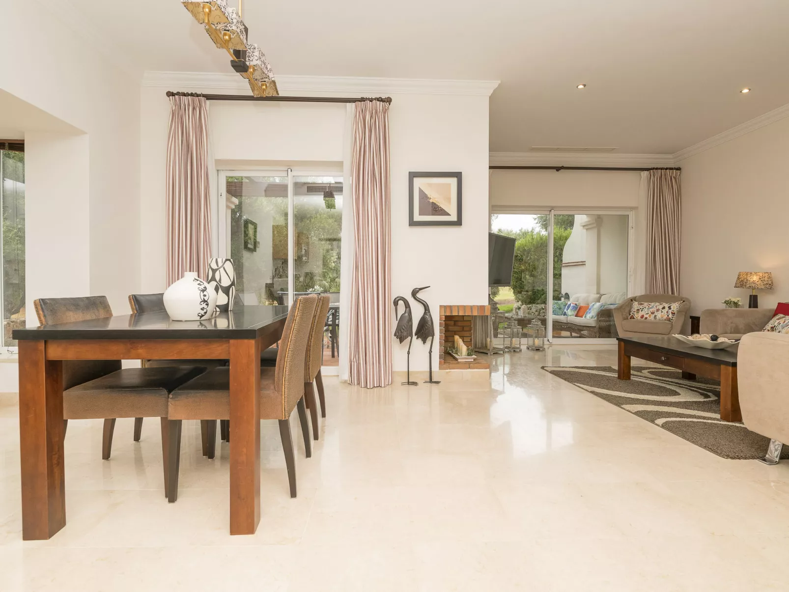 Arcos Gardens Golf-Dedans