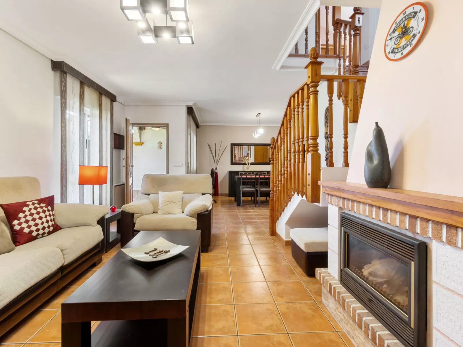 Zenia Golf-Inside