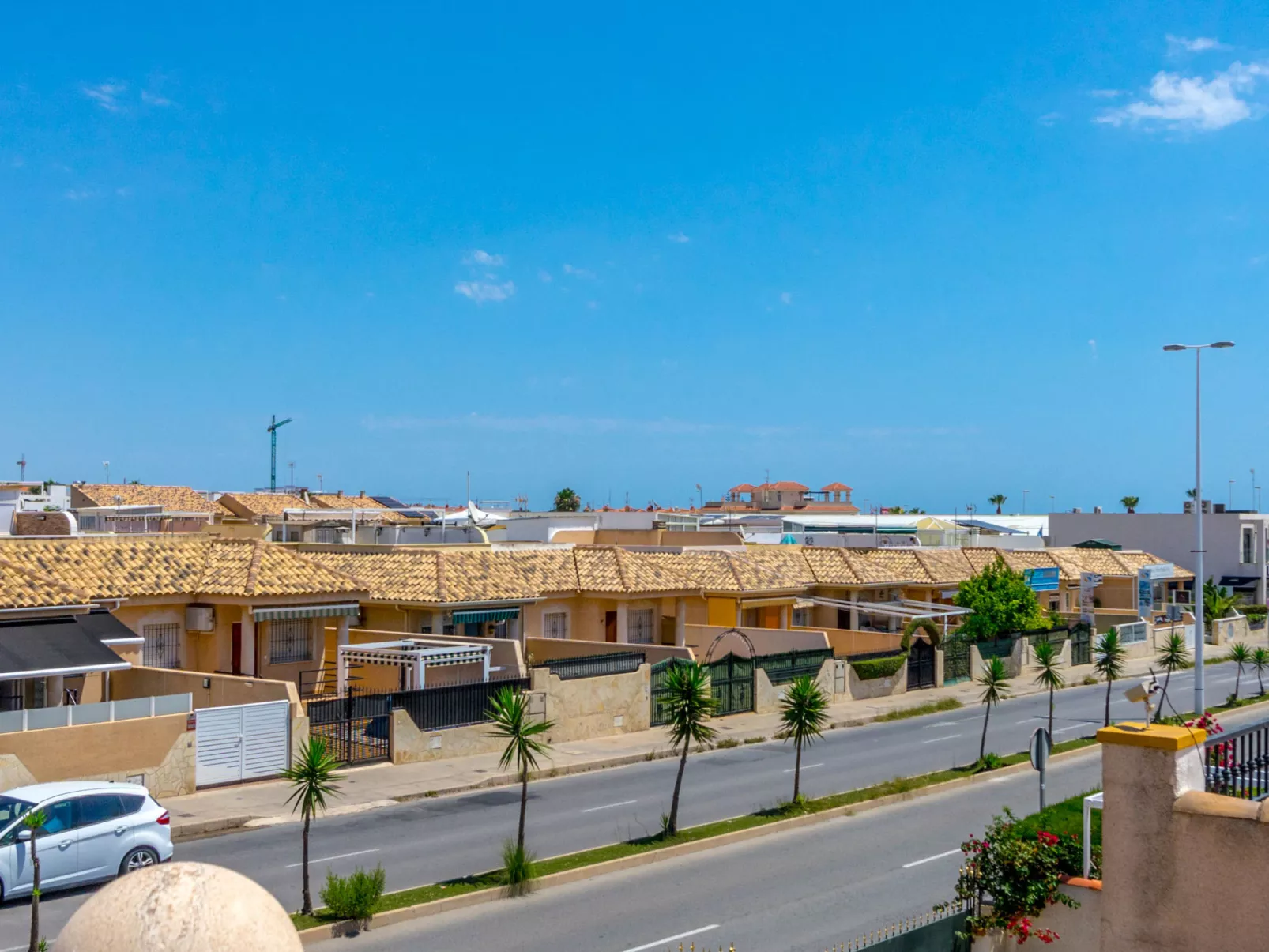 Zenia Golf-Outside