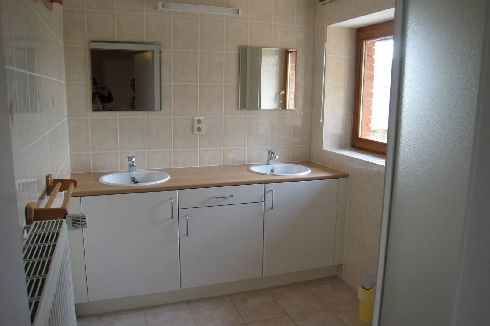 Ol Vich Périr-Bathroom
