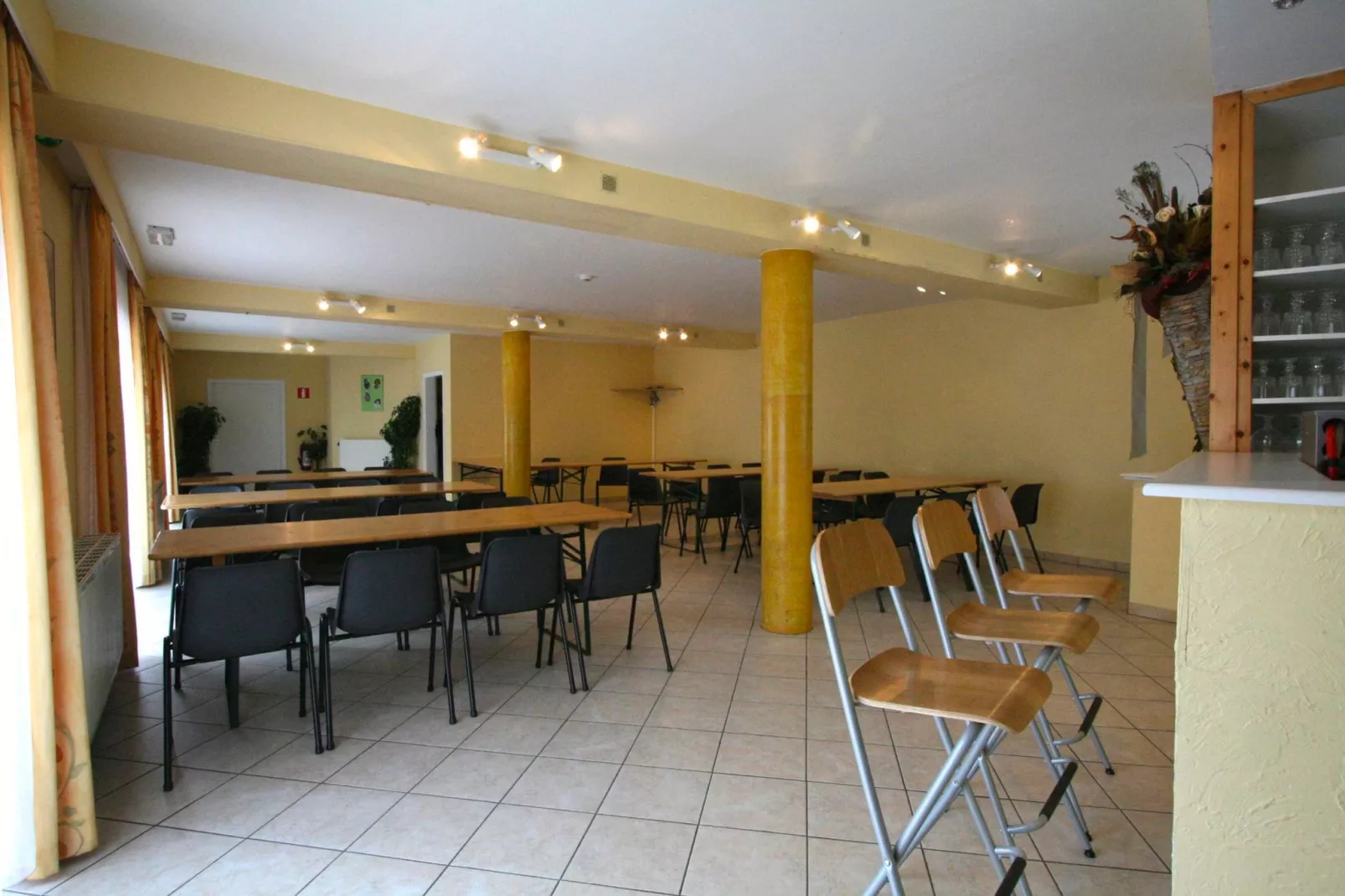 Ol Vich Périr-Recreation room