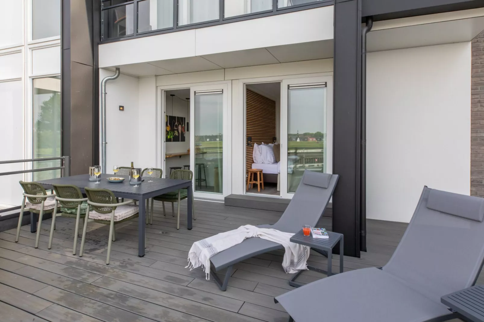Luxe appartement Vista Maris - Havenweg 8-36 'Oester Oase'-Terrassenbalkon