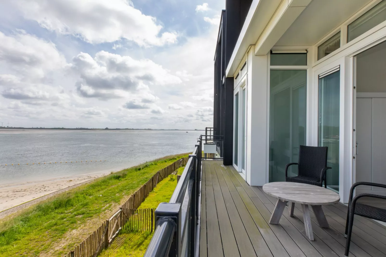 Luxe appartement Vista Maris - Havenweg 8-38  Sint-Annaland-Terrace balcony