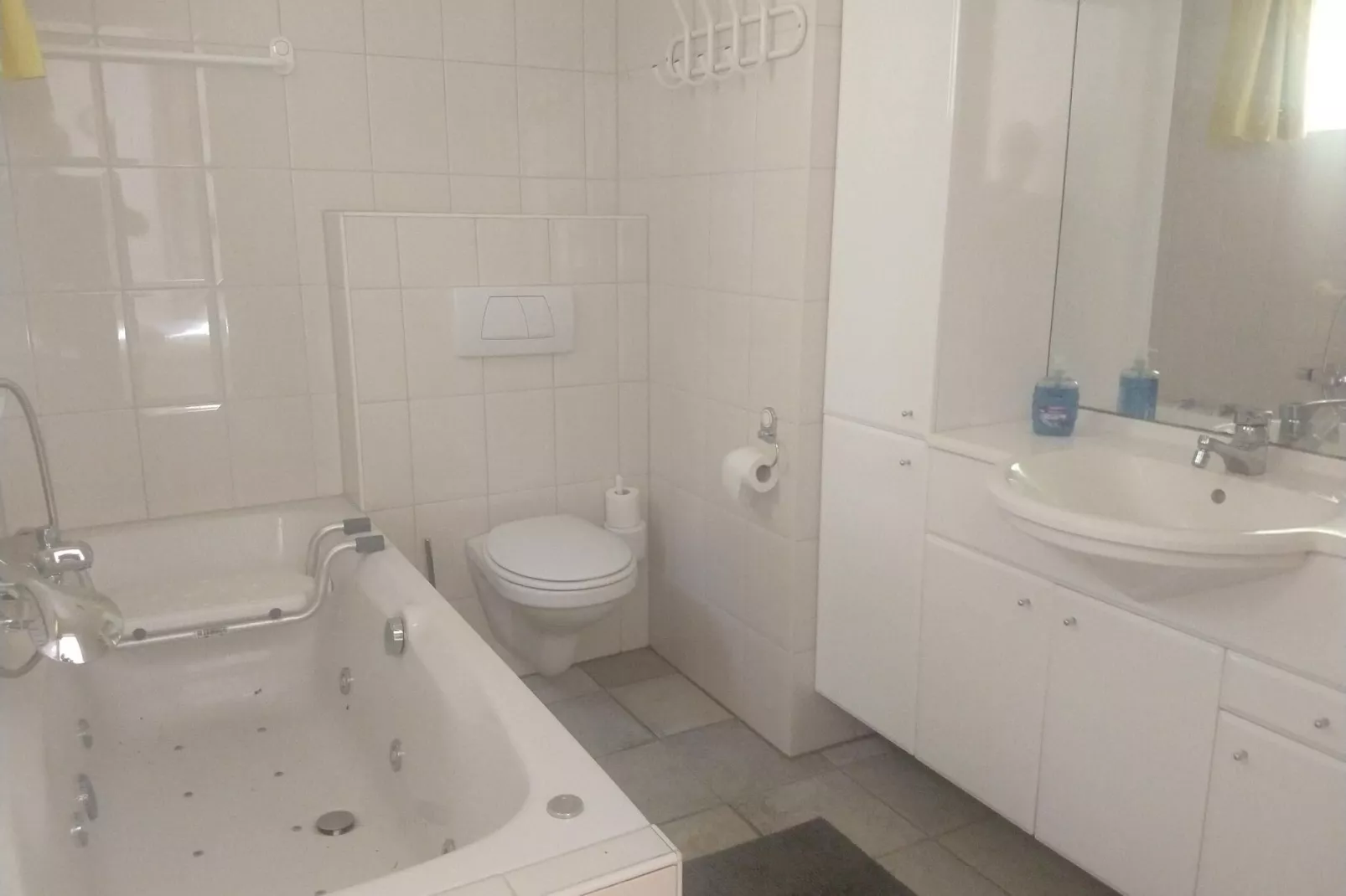 Halseweg 54-Bathroom