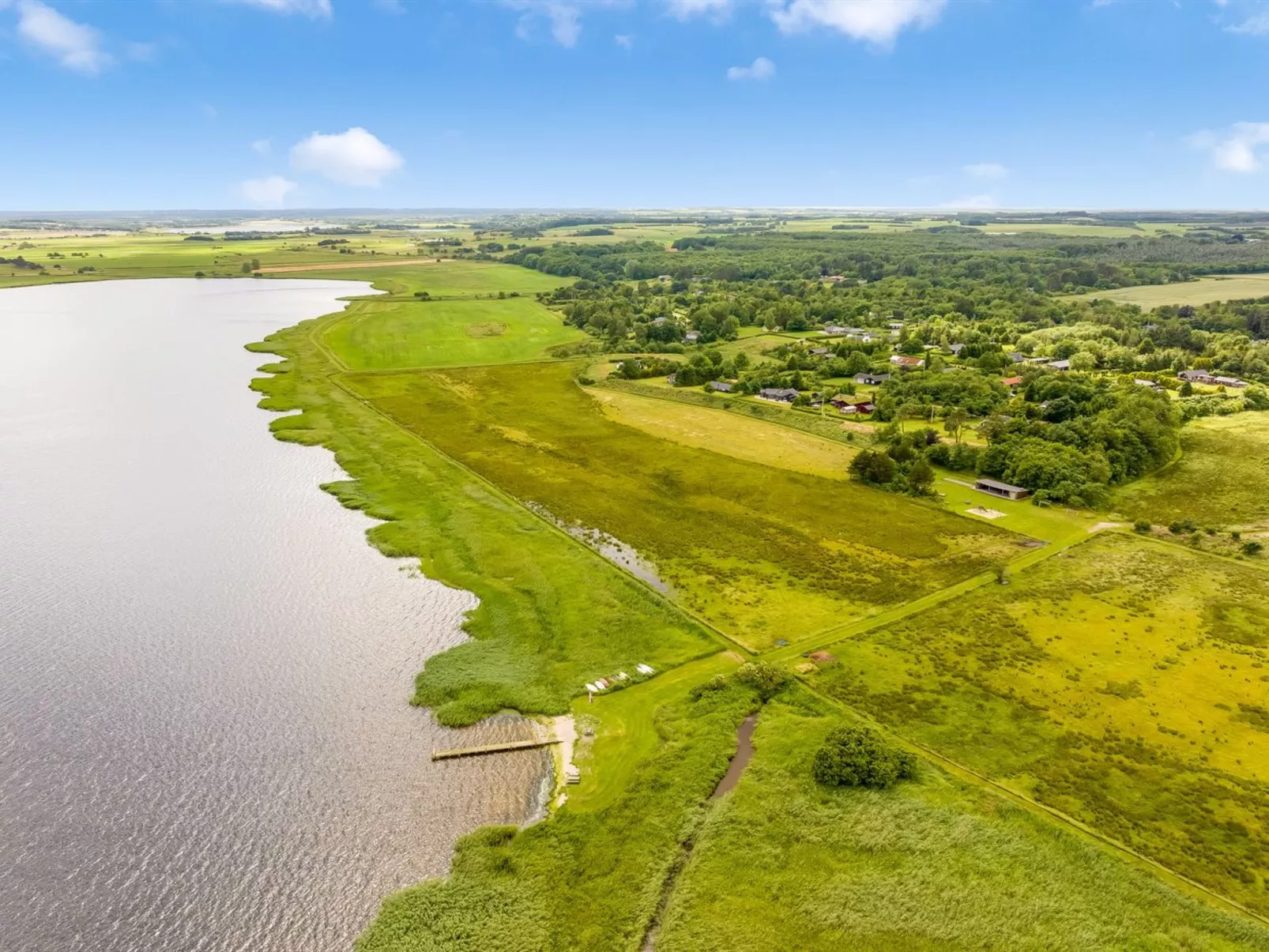 "Skip" - 300m to the inlet-Outside