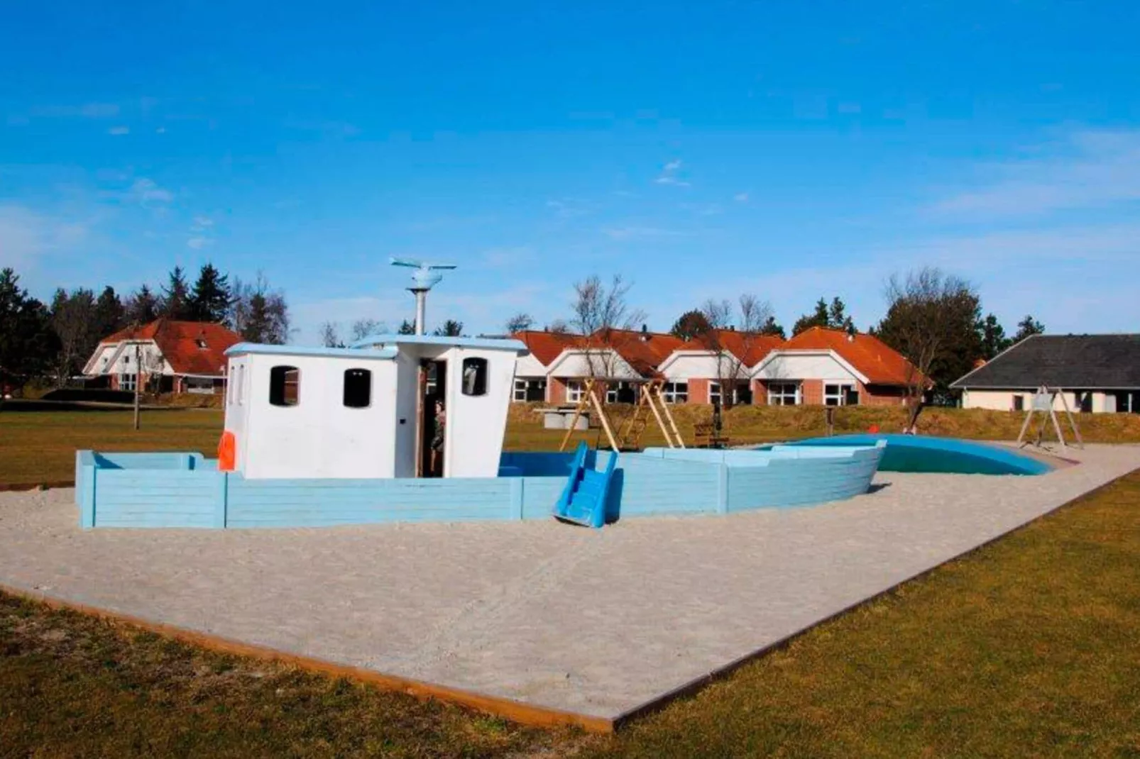 7 vær.,hus,2 badev.,1 plan-Outdoor