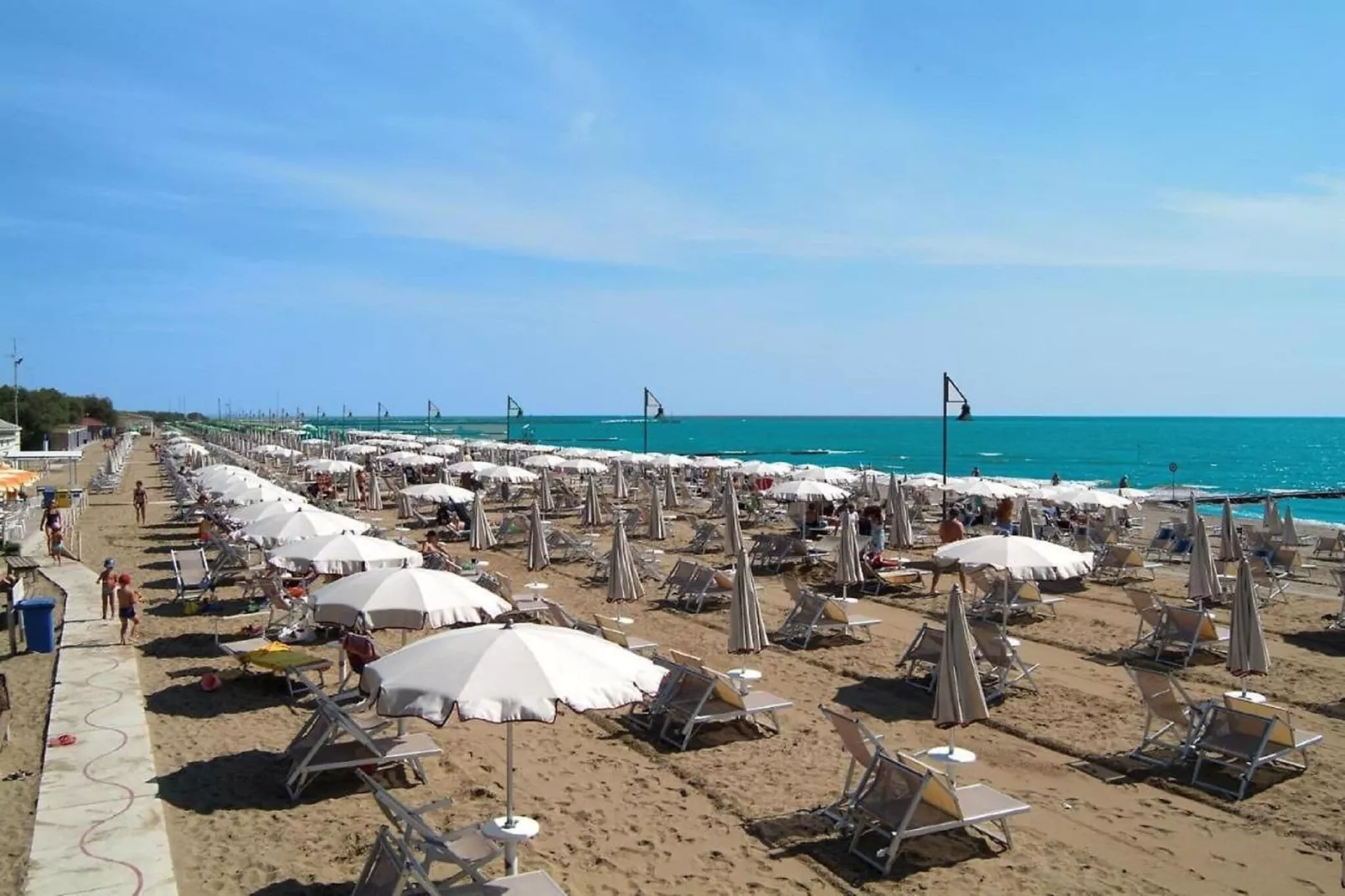 Bora D8-Areas summer 1km