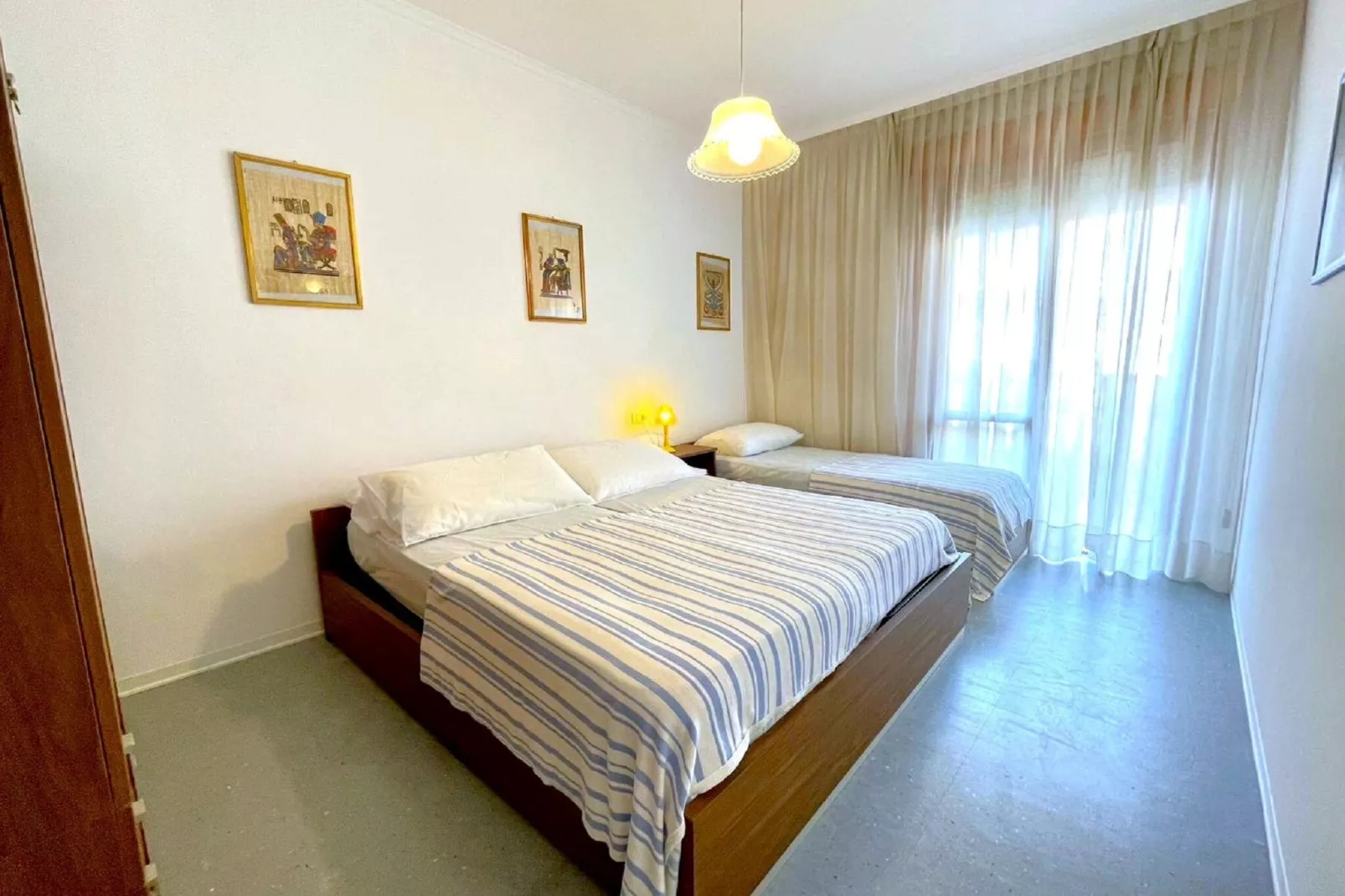 Holiday 8A-Schlafzimmer