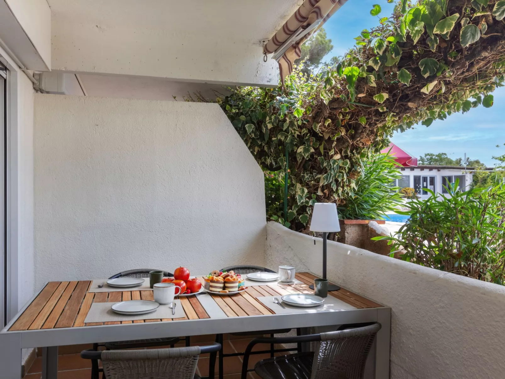 Loft Cau-Outside