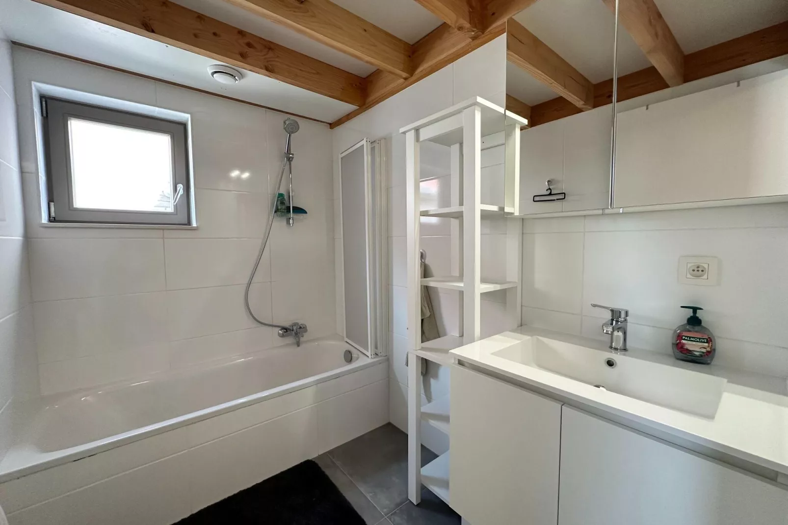 WH2/54-Bathroom