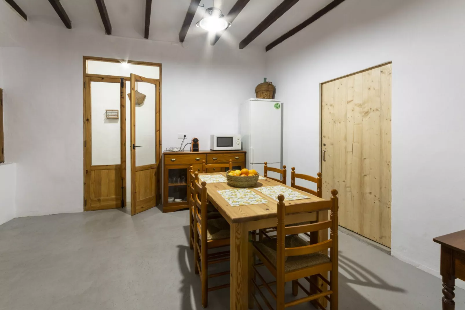 Casc Antic-Dining room