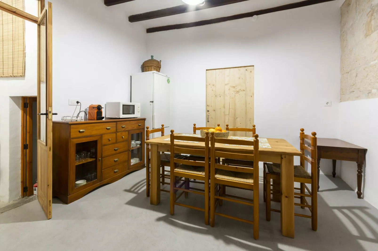 Casc Antic-Dining room
