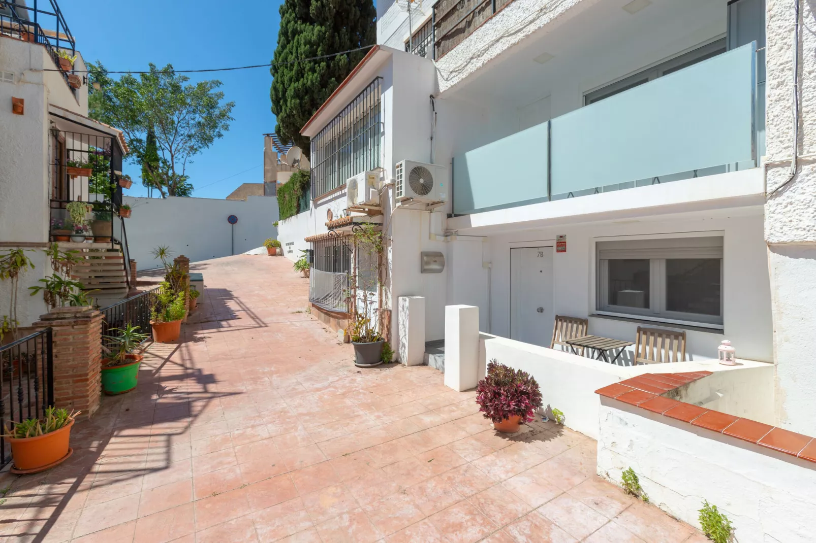 Alto Del Pinar-Exterior summer