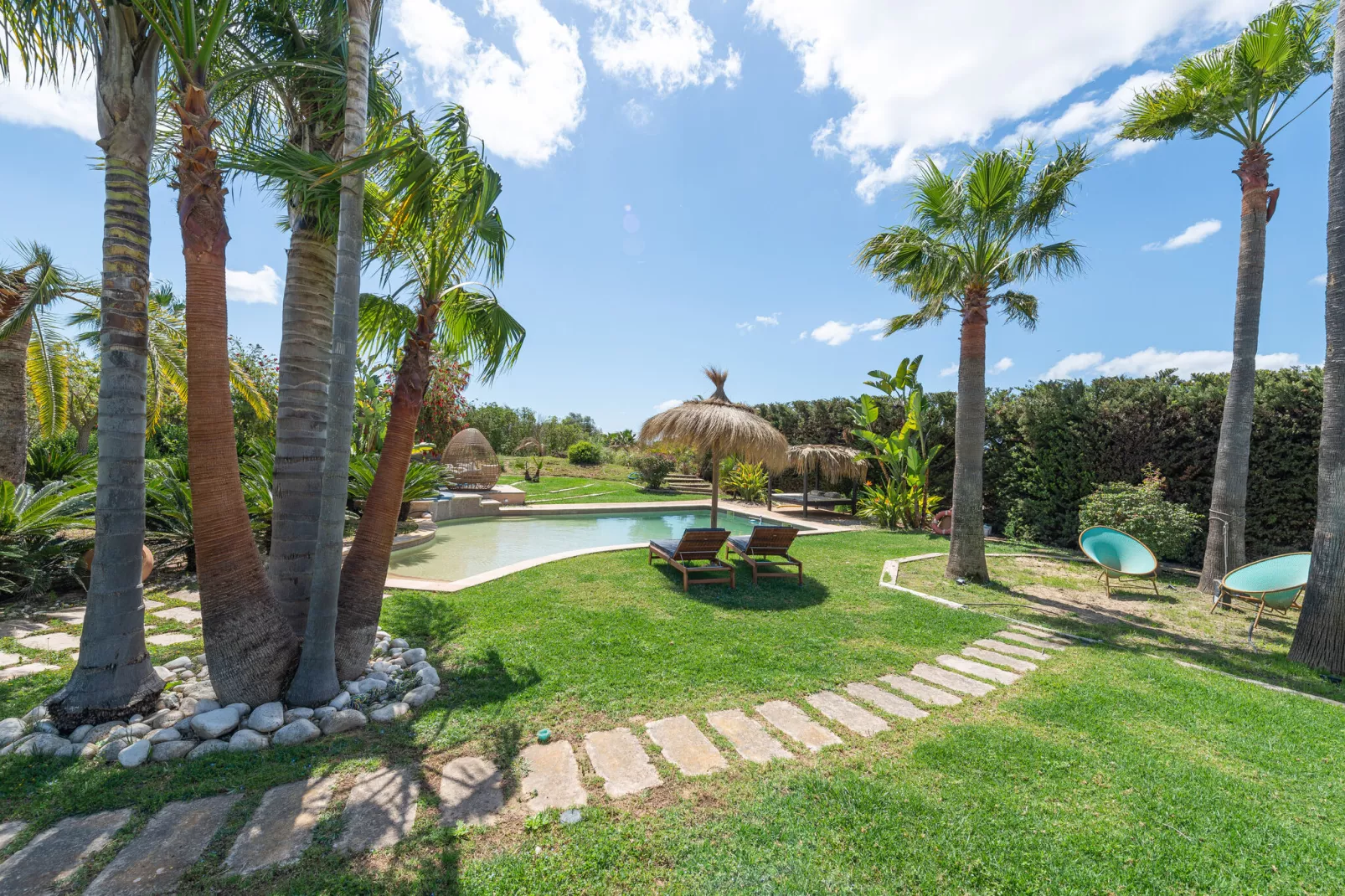 Le Petit Paradis-Exterior summer
