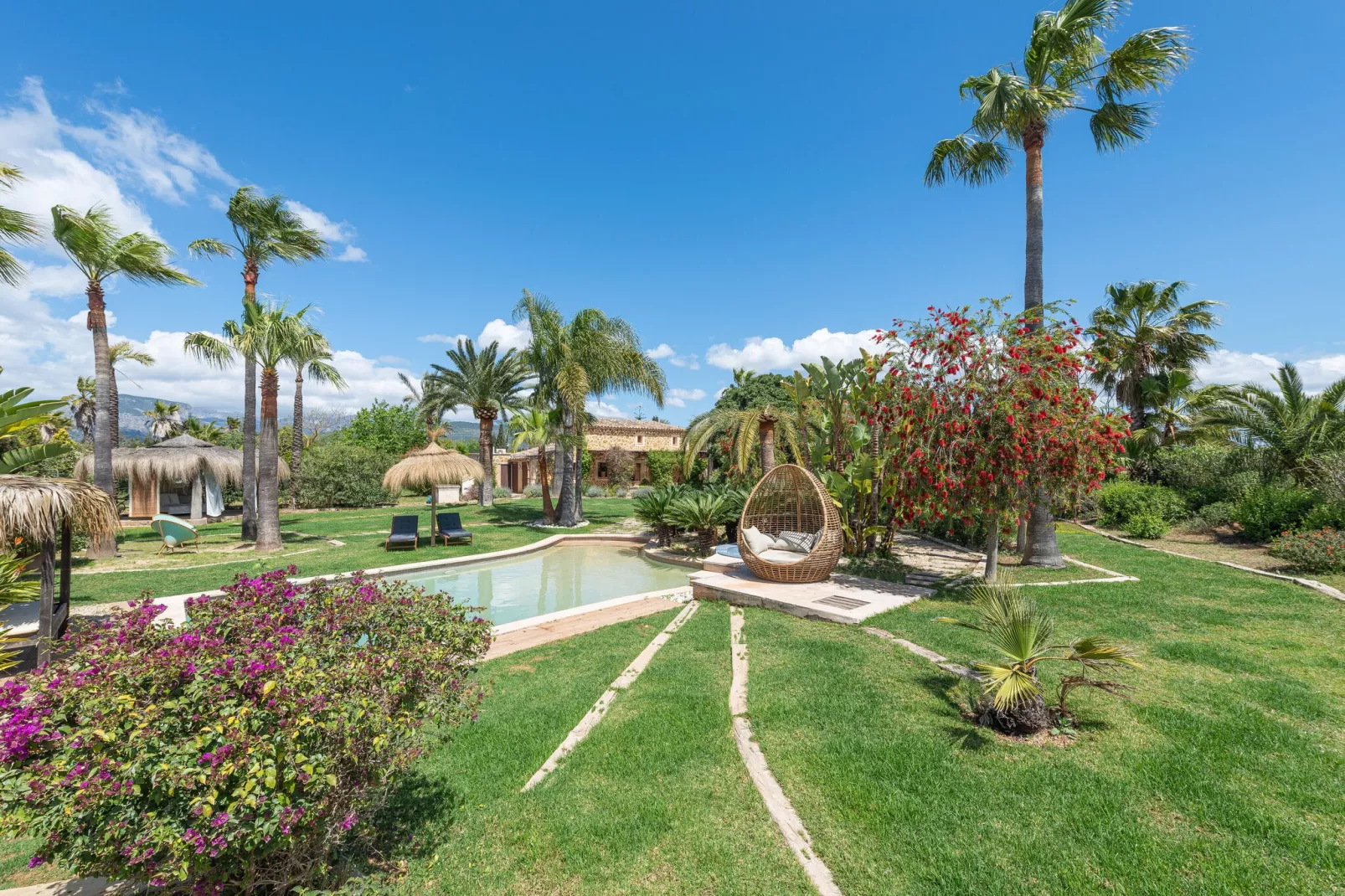 Le Petit Paradis-Exterior summer