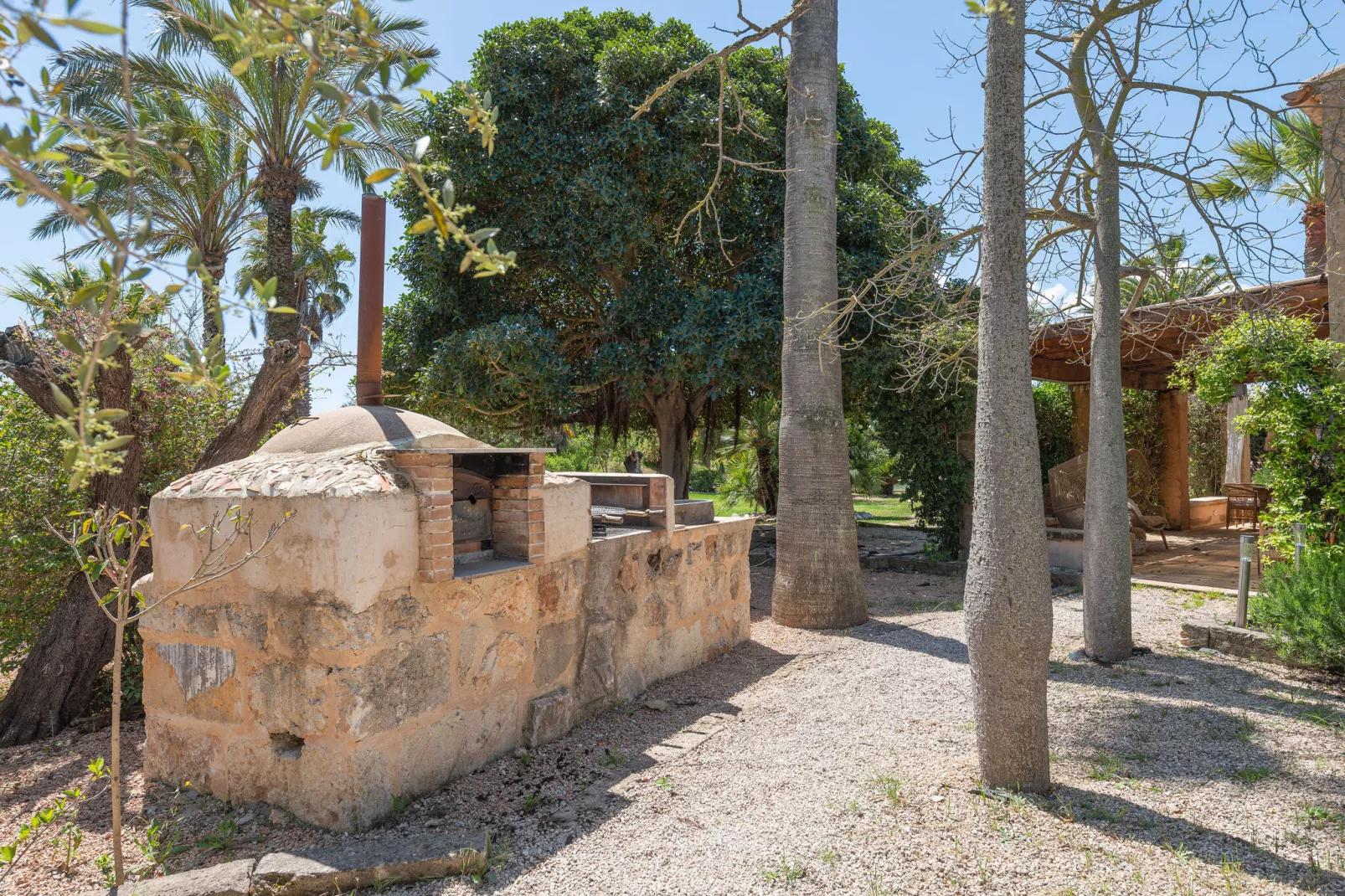Le Petit Paradis-Exterior summer