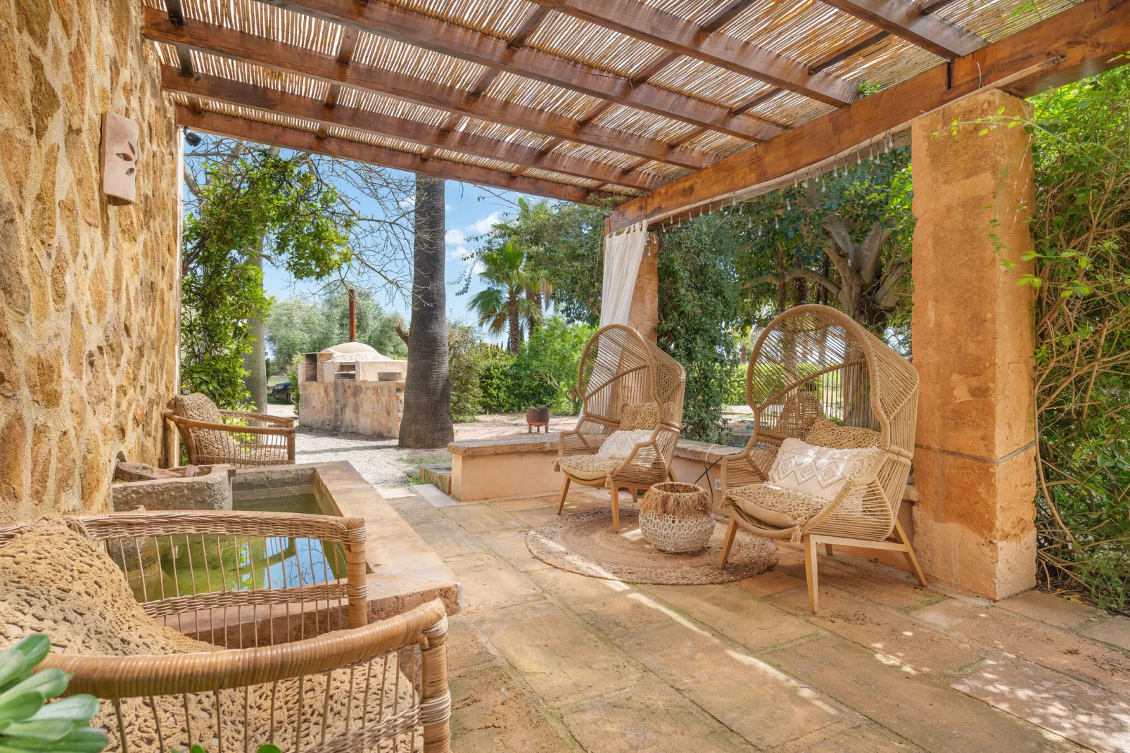 Le Petit Paradis-Exterior summer