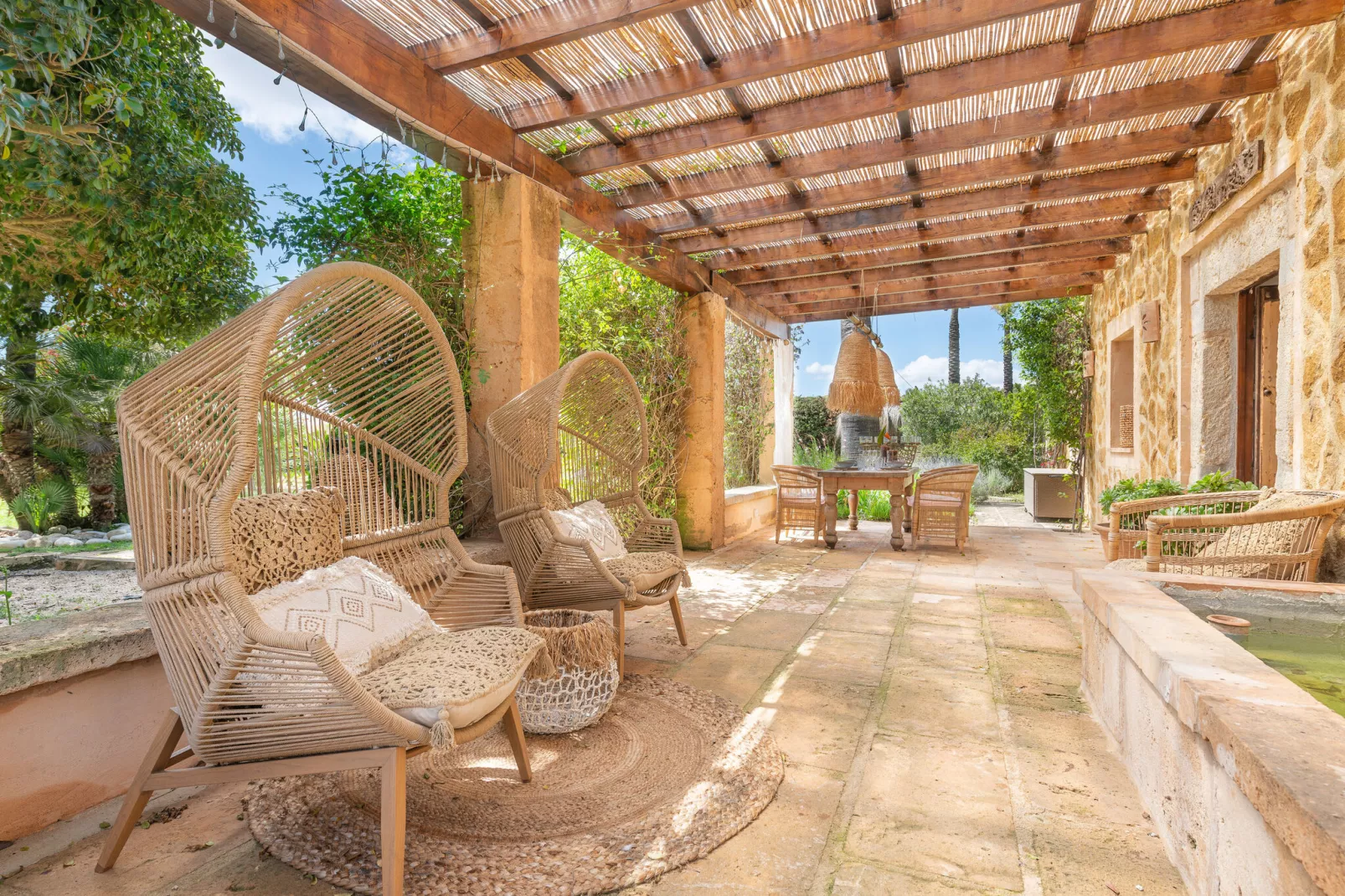 Le Petit Paradis-Exterior summer