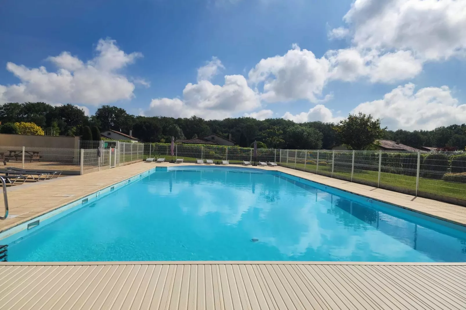 Les Forges 2 bedrooms n80-Pool