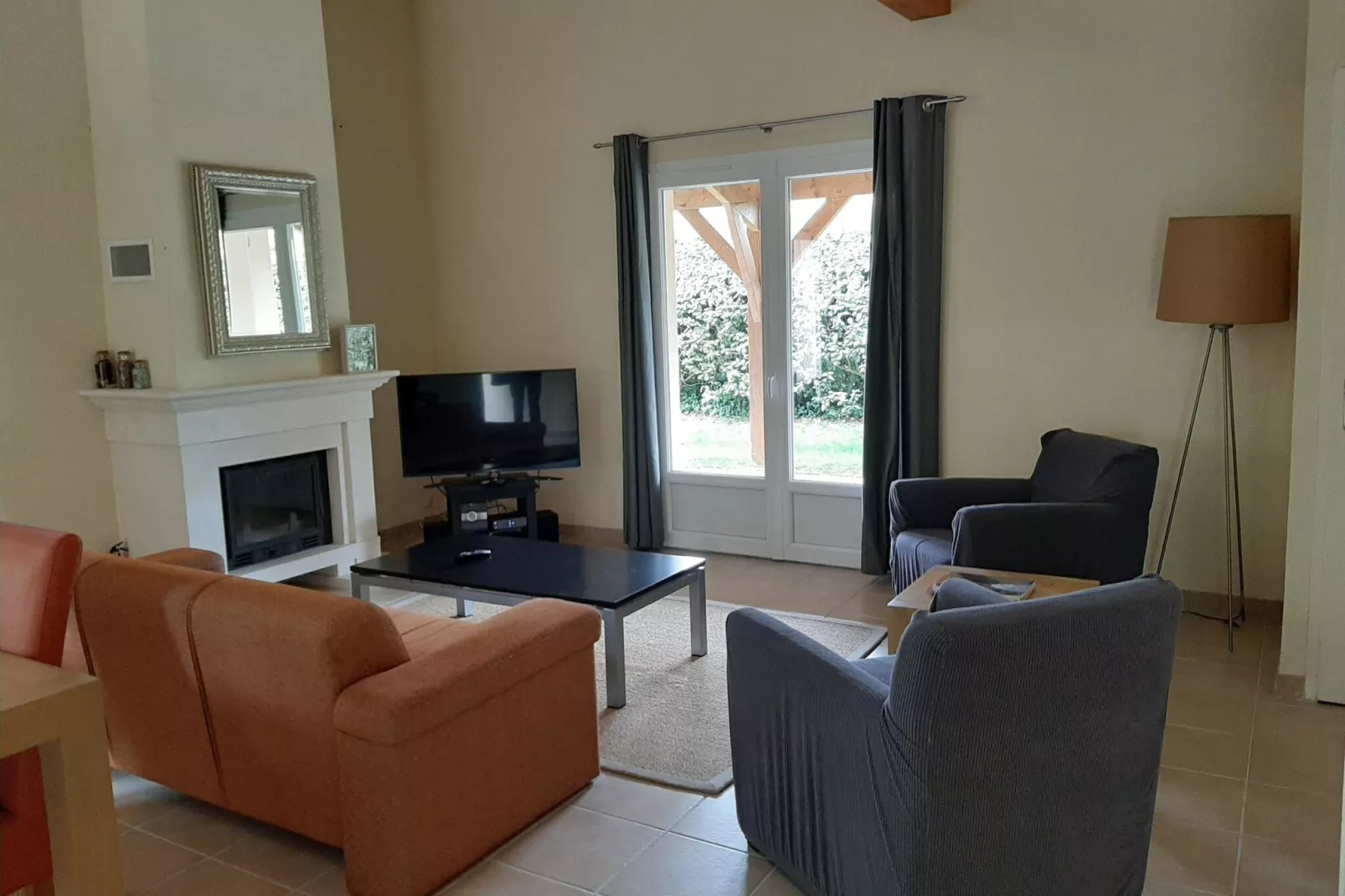 Les Forges 2 bedrooms n80-Living room