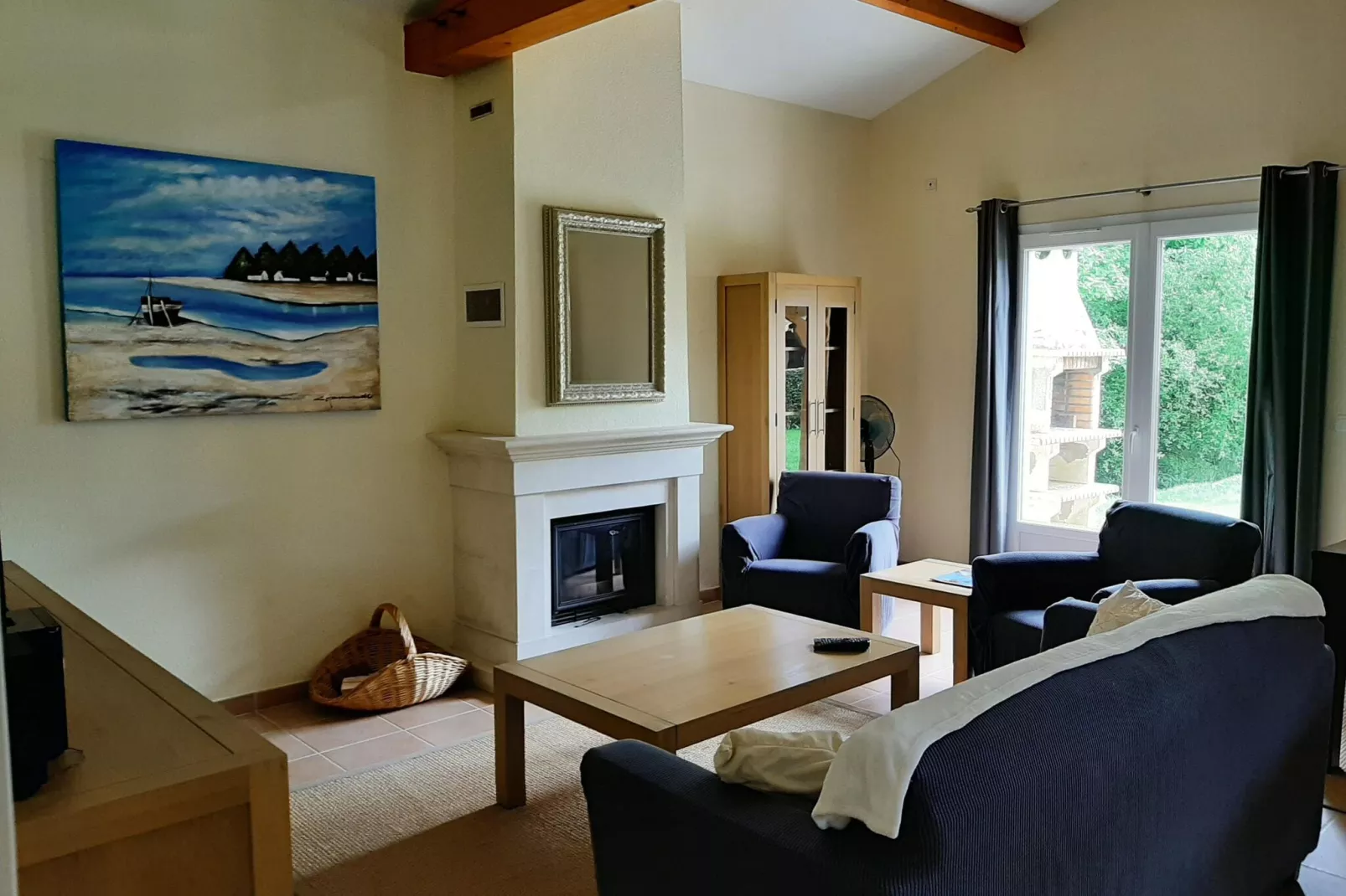 Les Forges 2 bedrooms n80-Living room