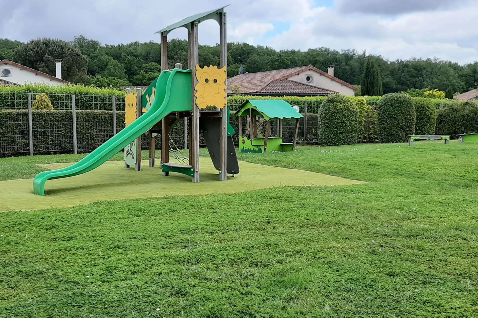 Les Forges 2 bedrooms n123-Park facilities