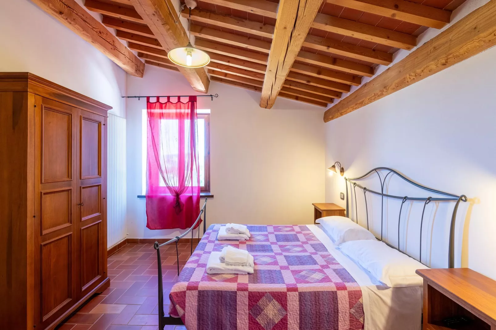 Orchidea-Bedroom
