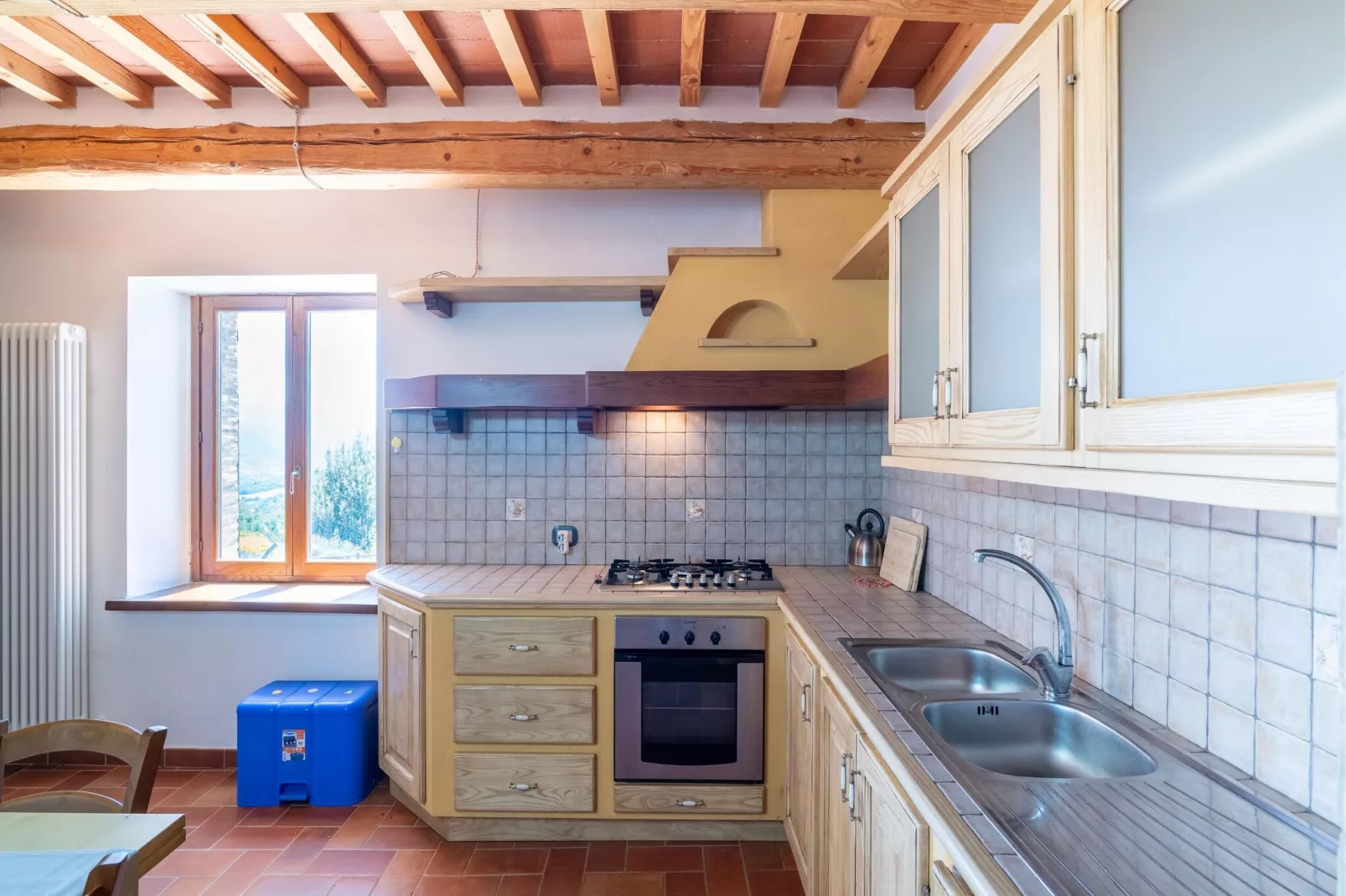 Orchidea-Kitchen
