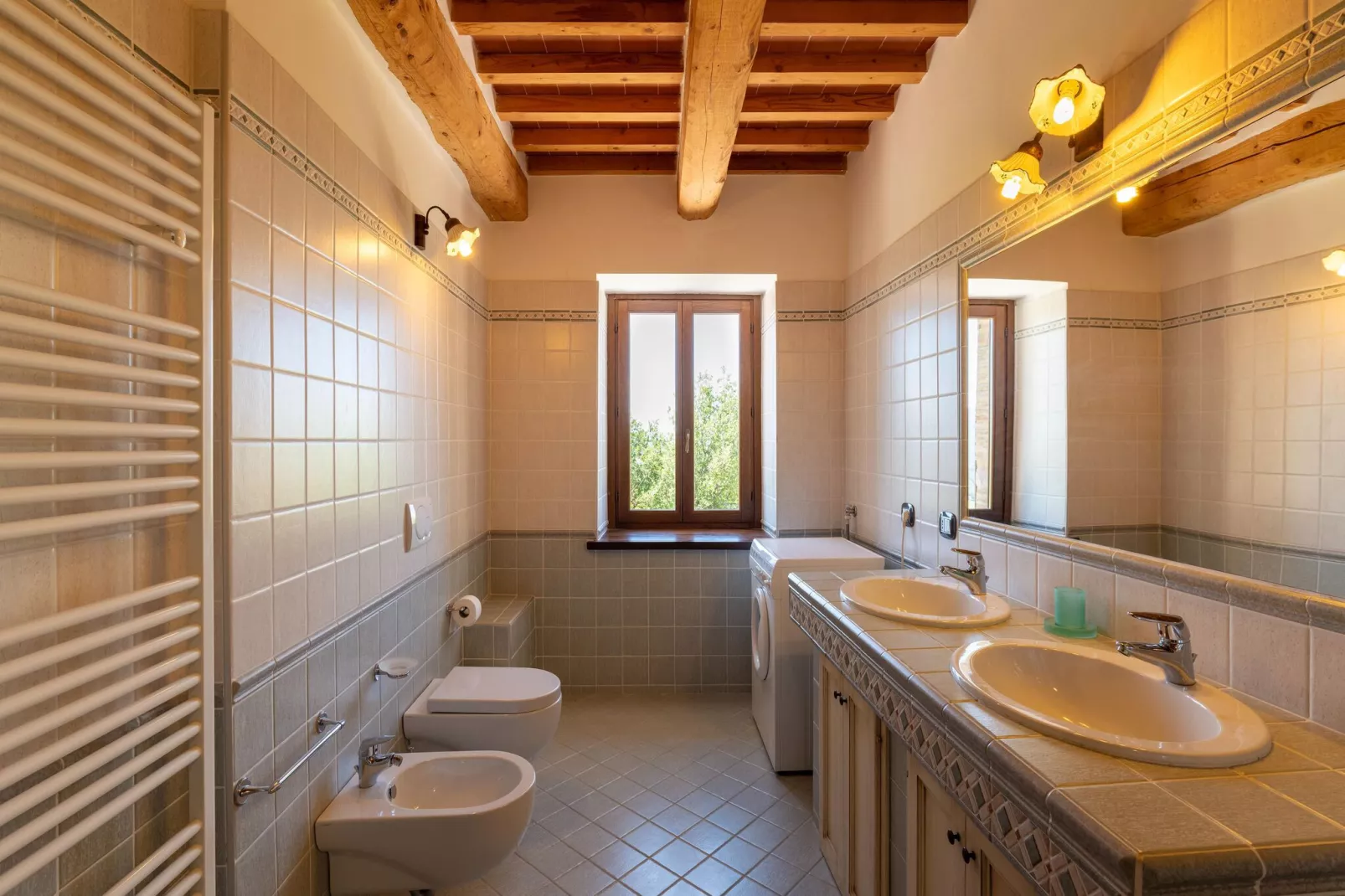 Orchidea-Bathroom