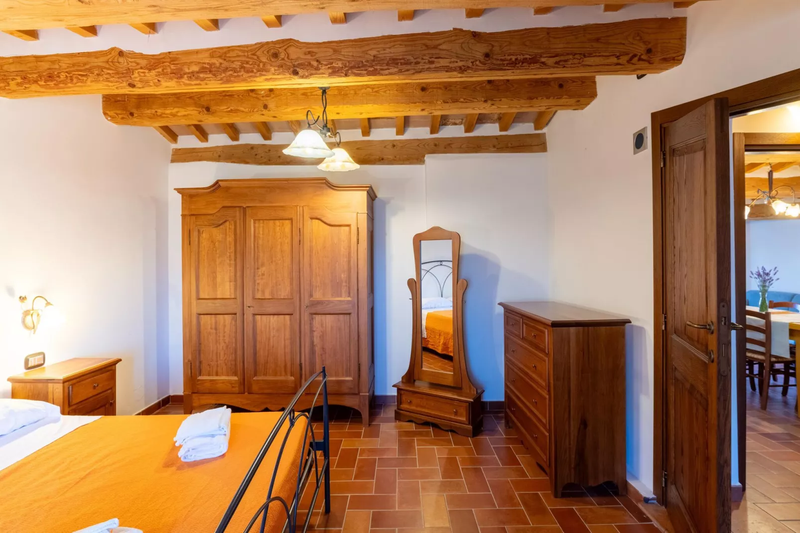 Mimosa-Bedroom