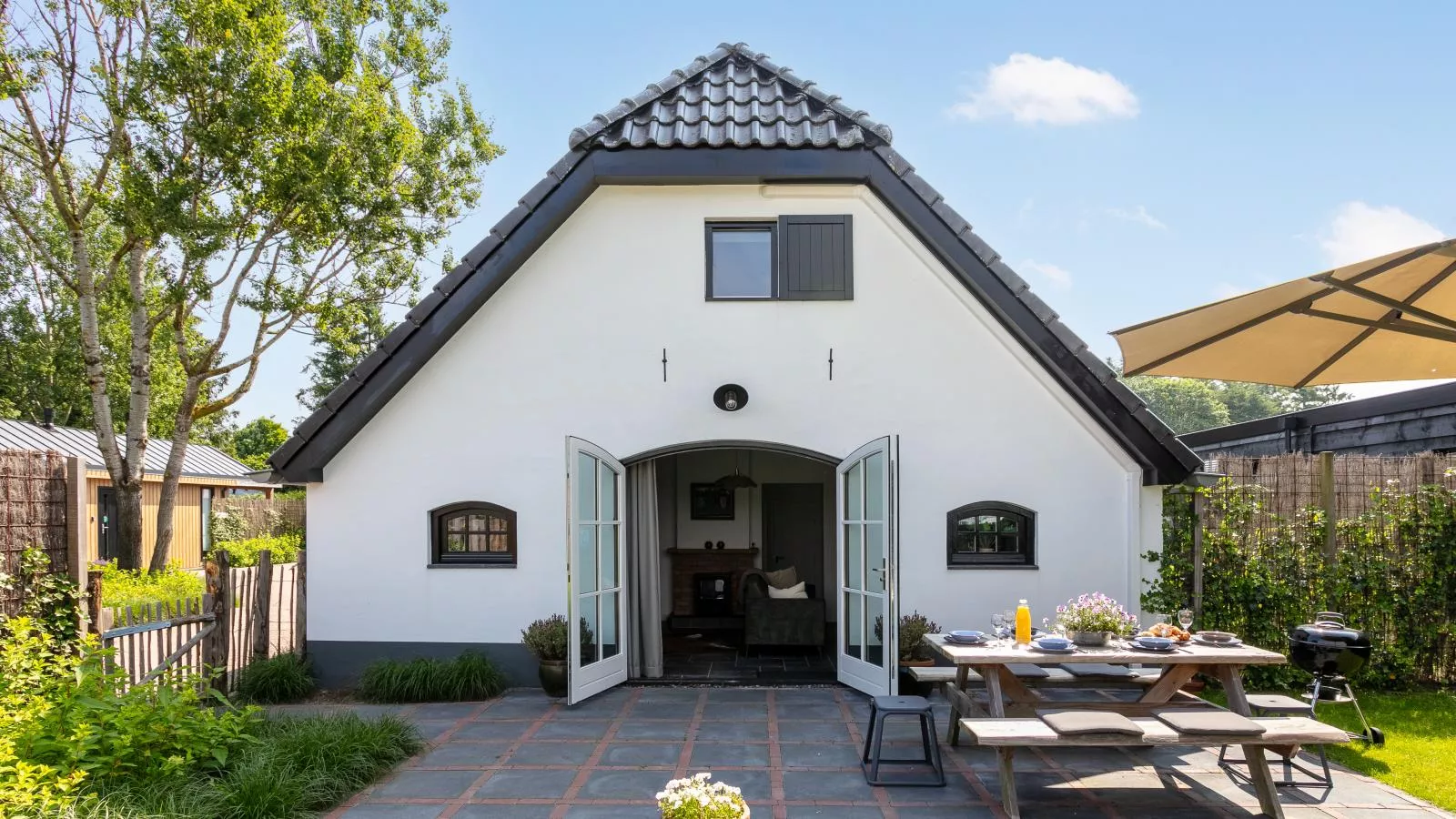 Eefs Huusje-Exterior summer