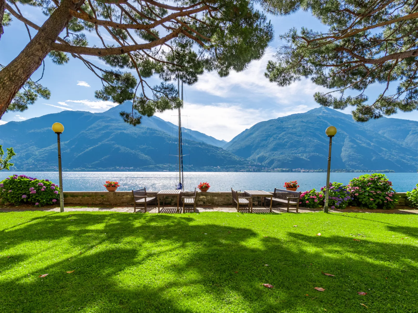 Lago e Sole-Outside