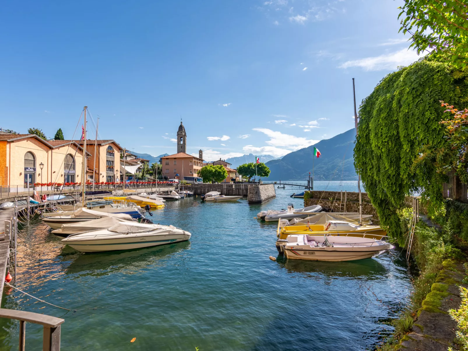 Lago e Sole-Outside