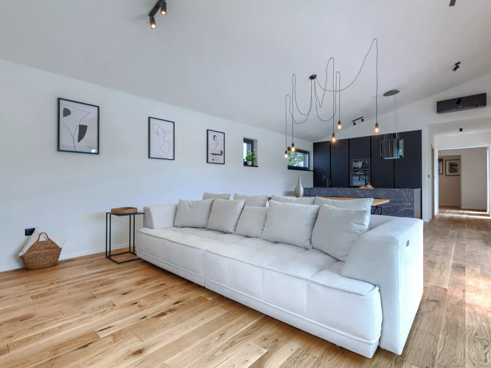 Villa Valla-Inside