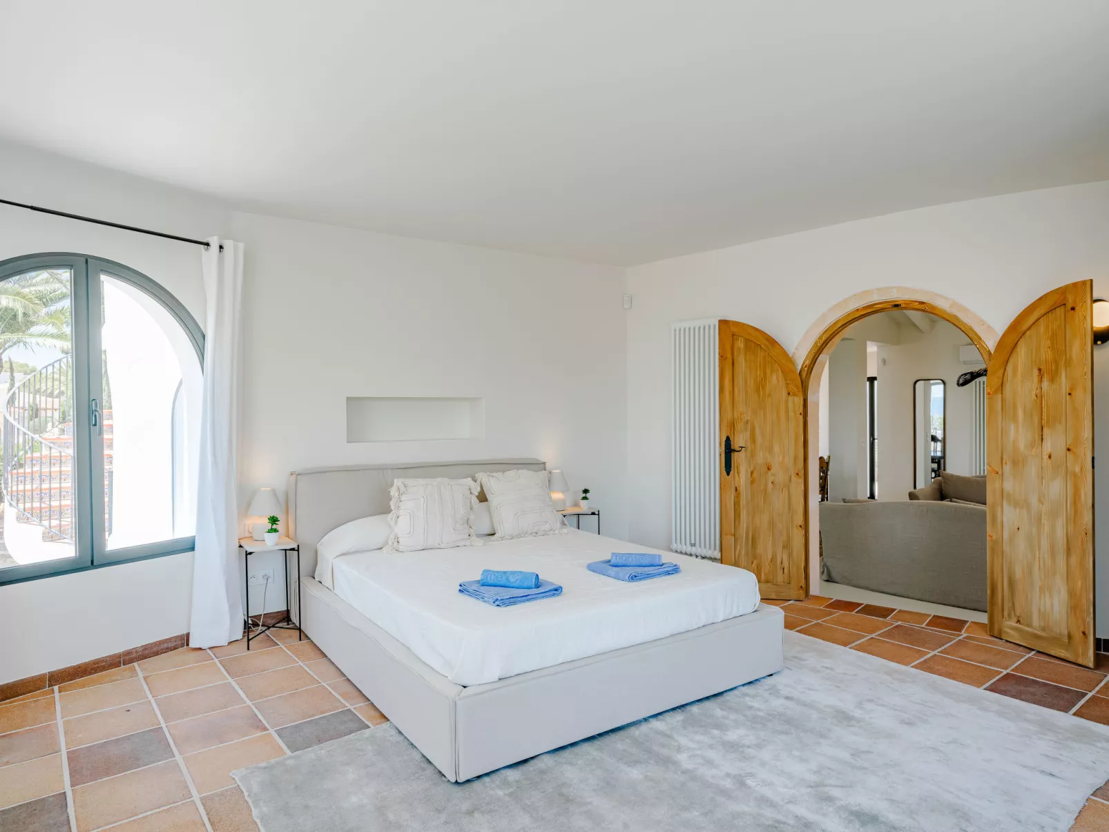 Amazing Views-Inside