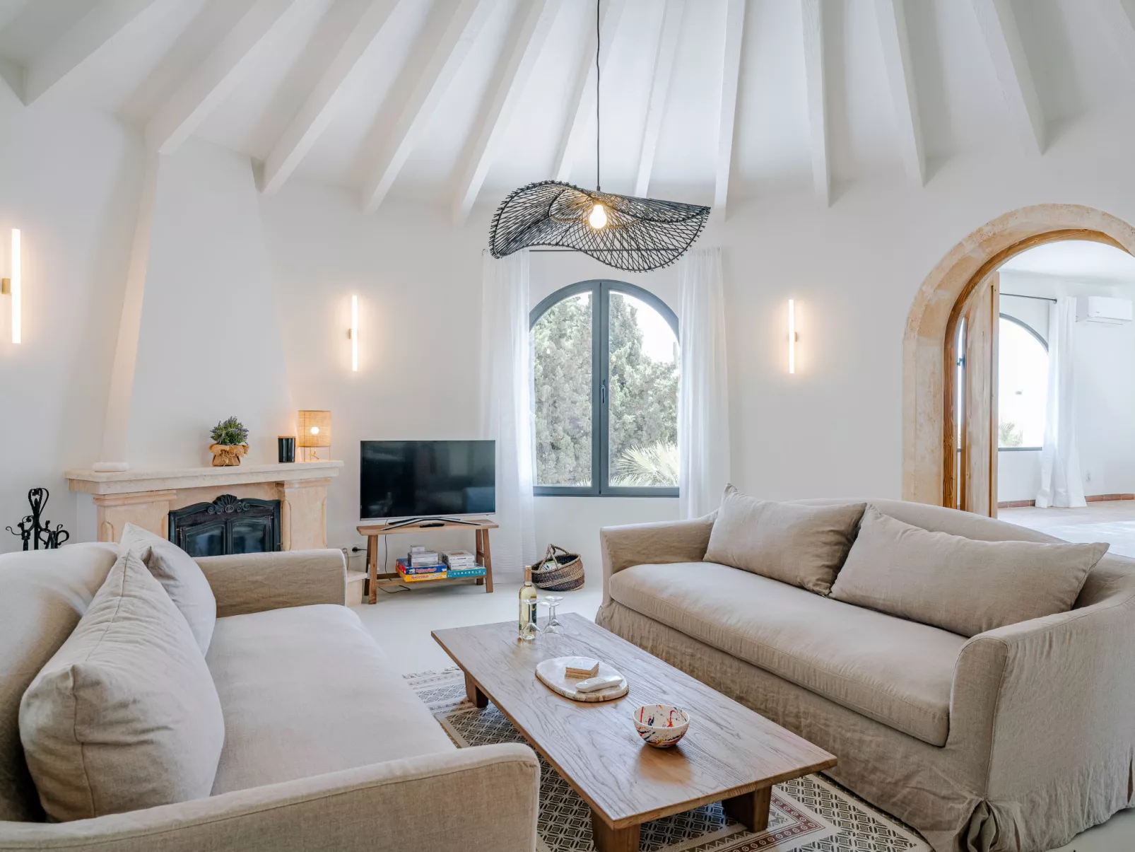 Amazing Views-Inside