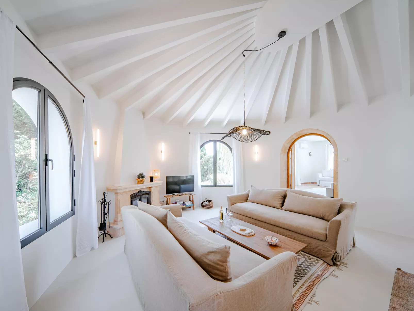 Amazing Views-Inside