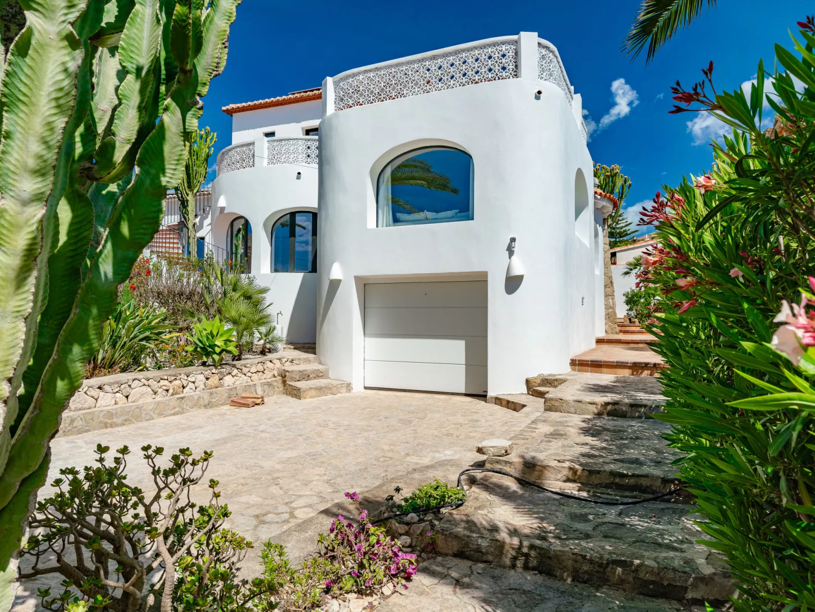 Amazing Views-Outside