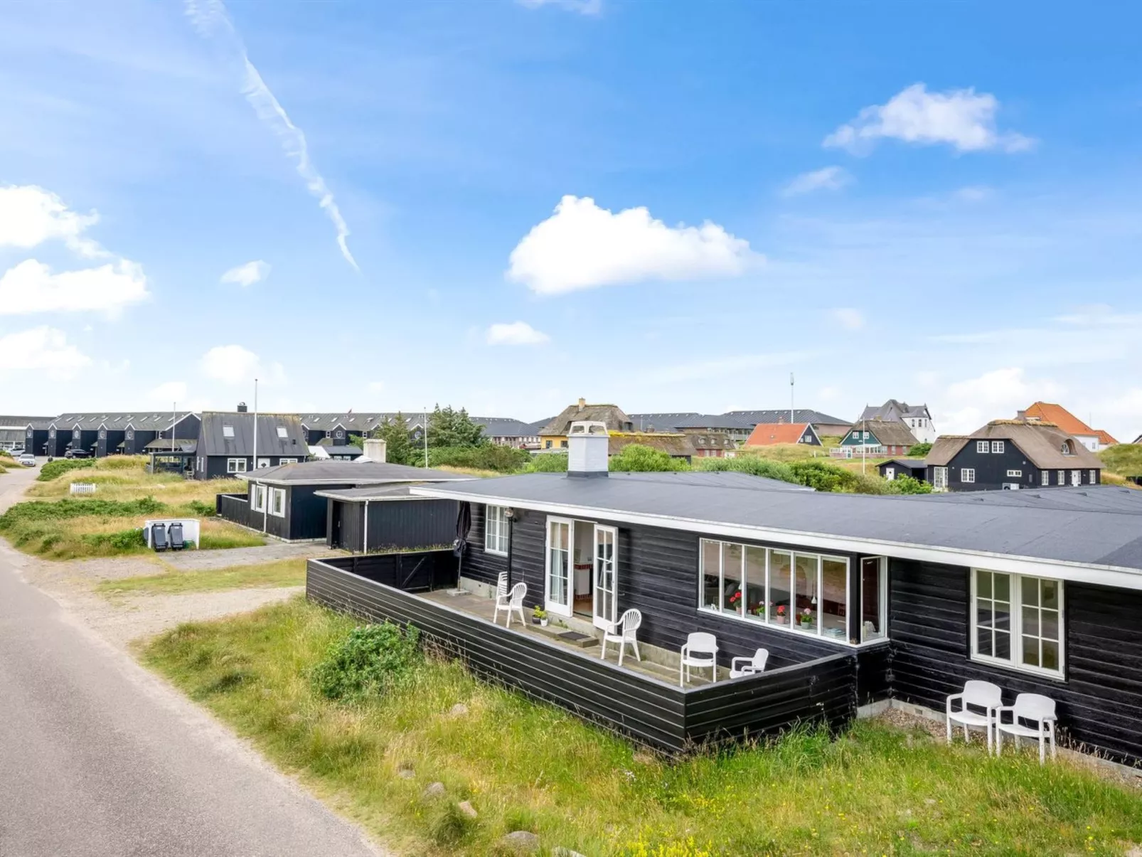 "Jamie" - 200m from the sea-Draußen
