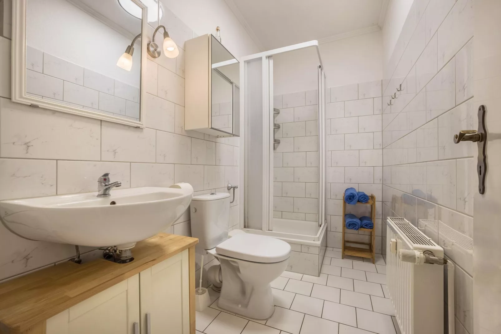 Nr3 Nebelsee 4 Personen-Bathroom