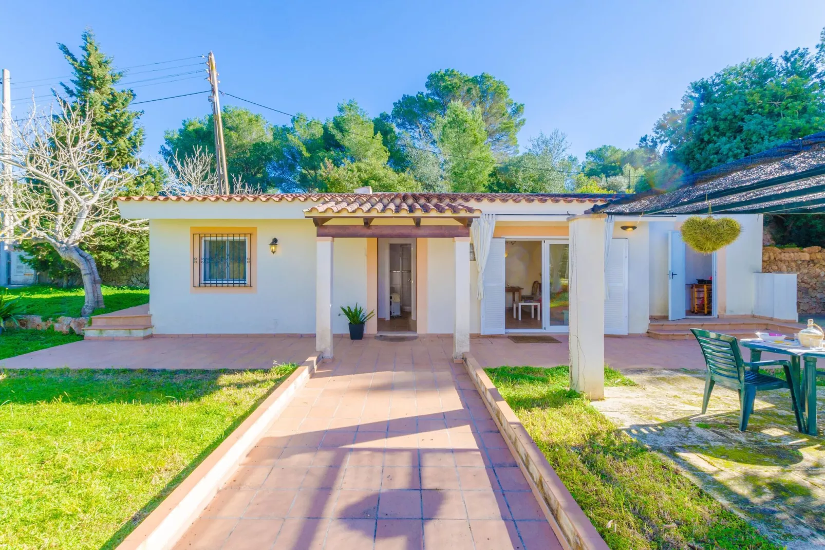 Can Capulla 8-Exterior summer