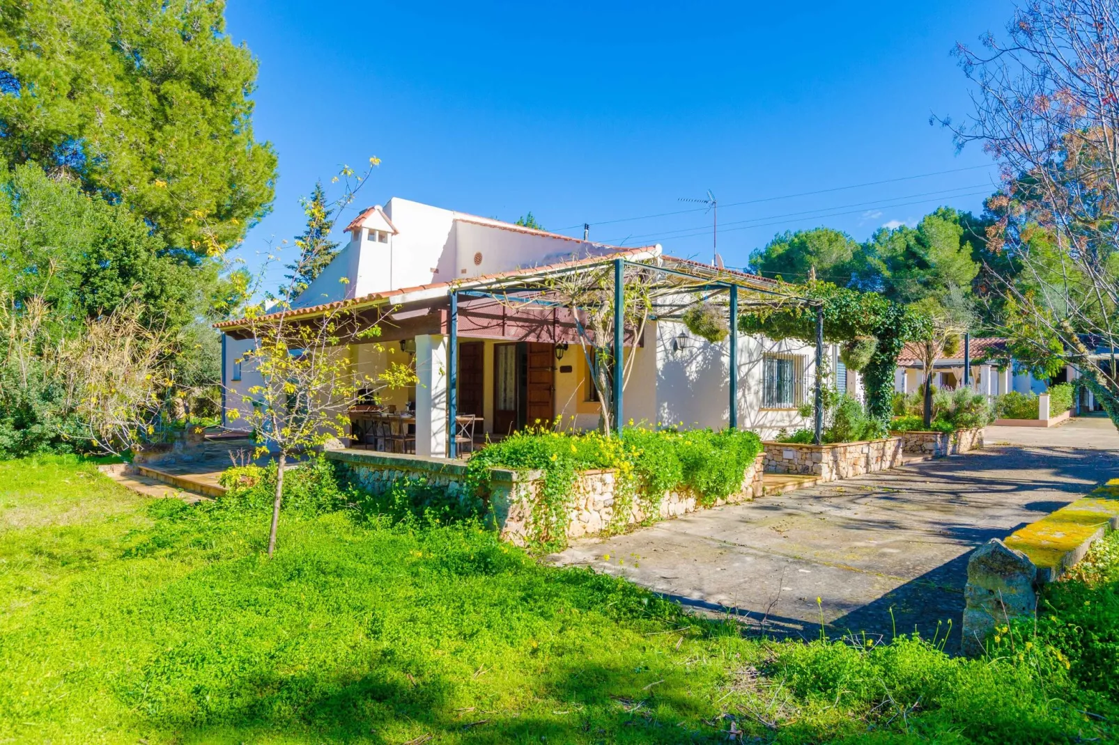 Can Capulla 8-Exterior summer
