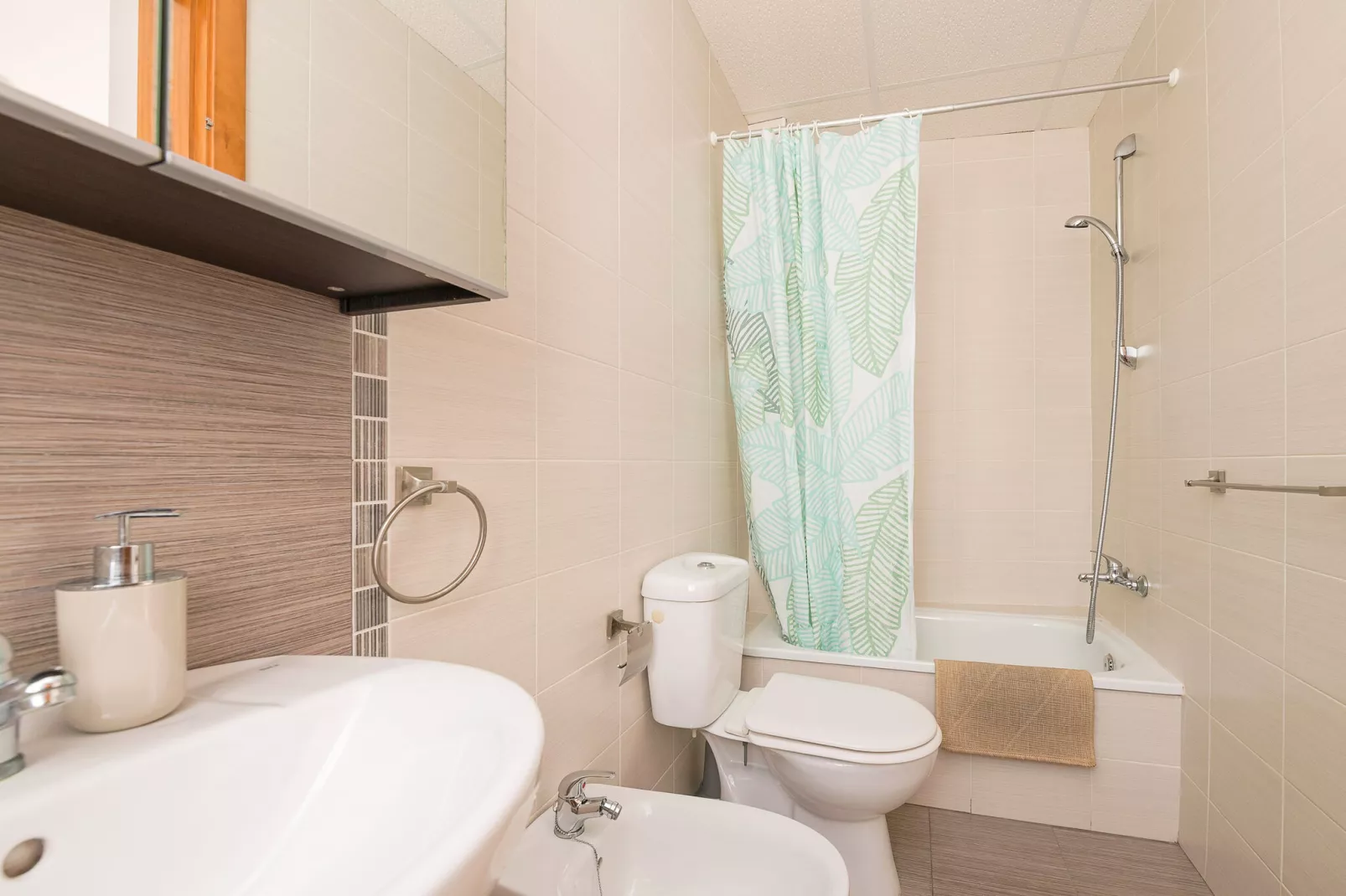 Atico Santa Fe-Bathroom