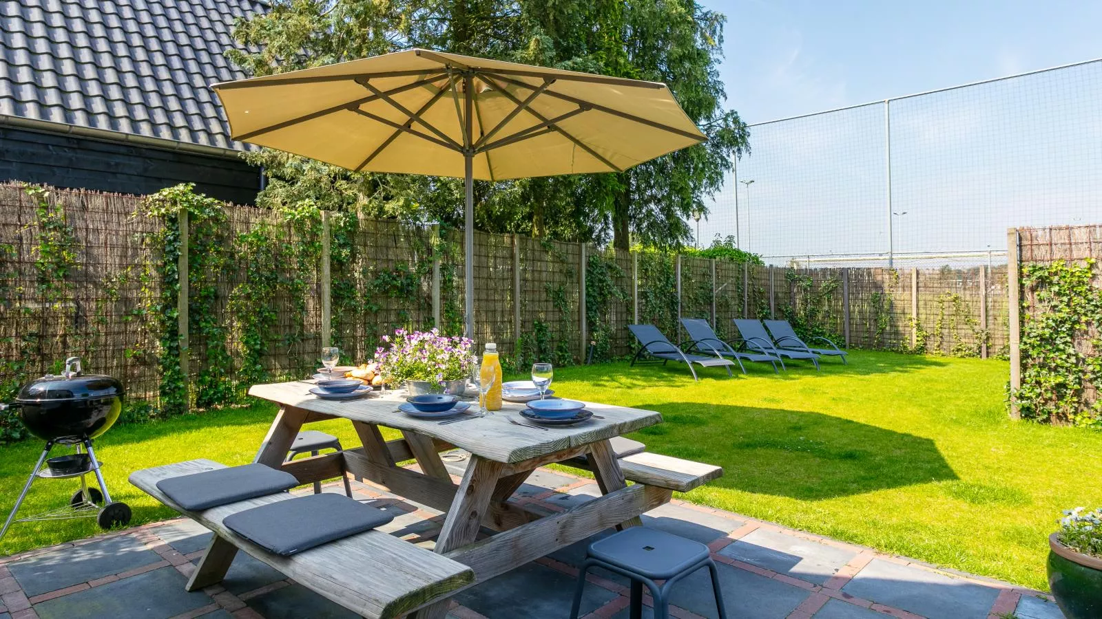 Abs Boerderietje-Terrace balcony