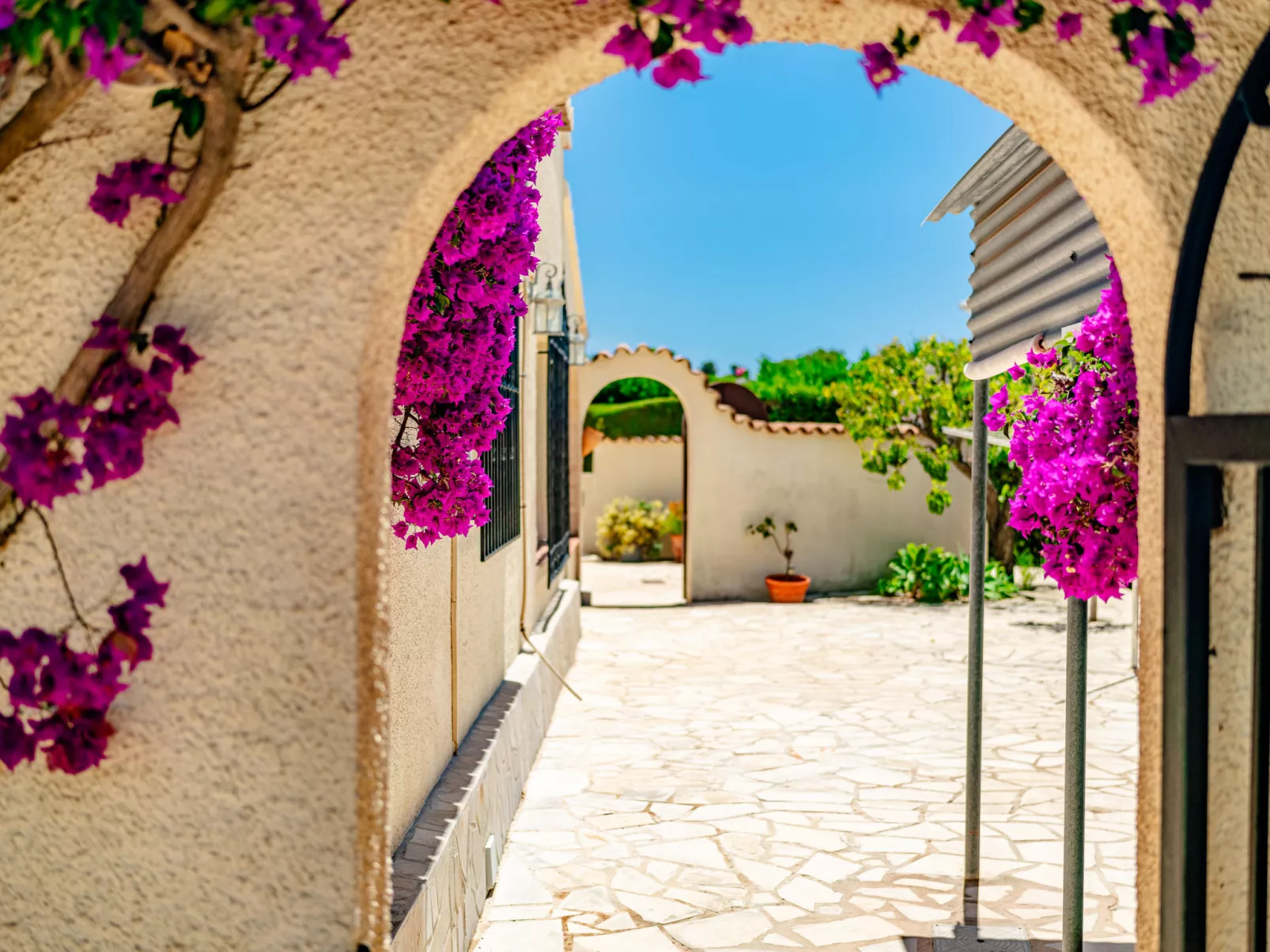 Casa Claudia-Outside