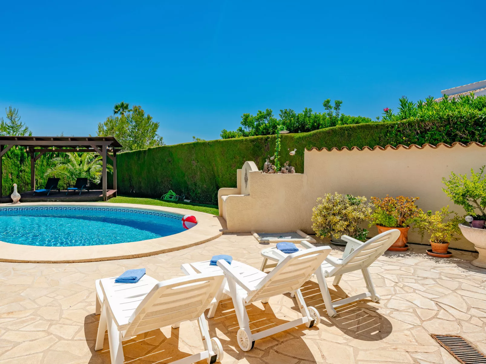 Casa Claudia-Outside