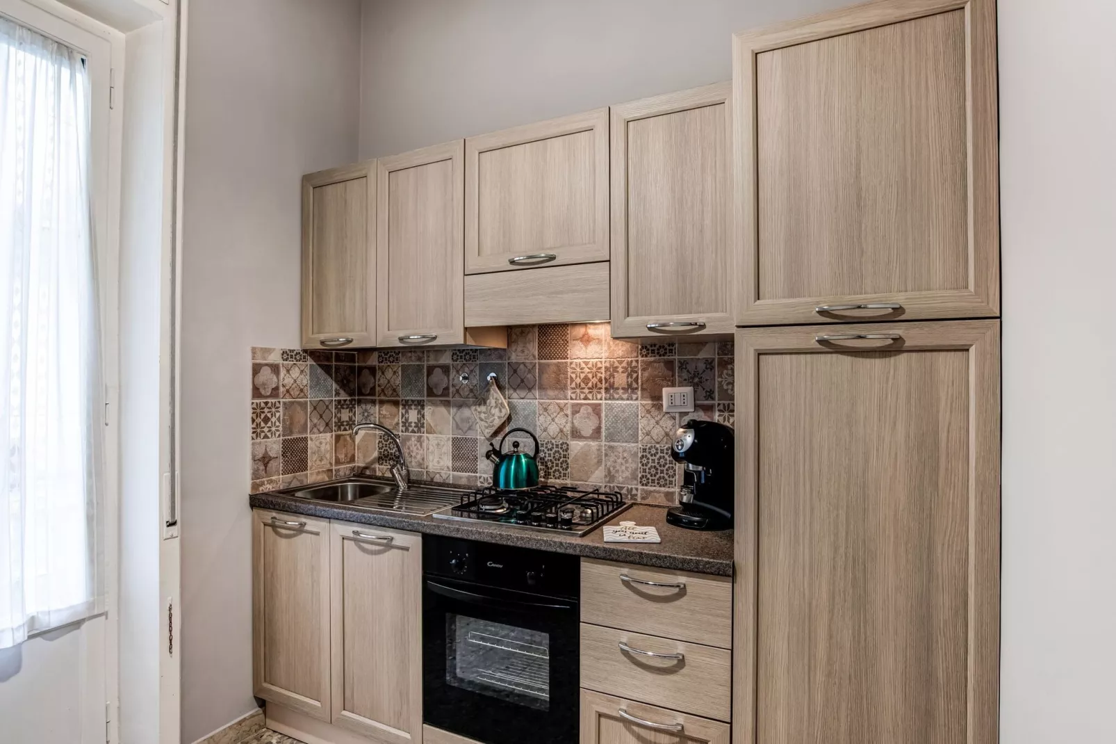 Syracuse Stella Apartment-Kitchen