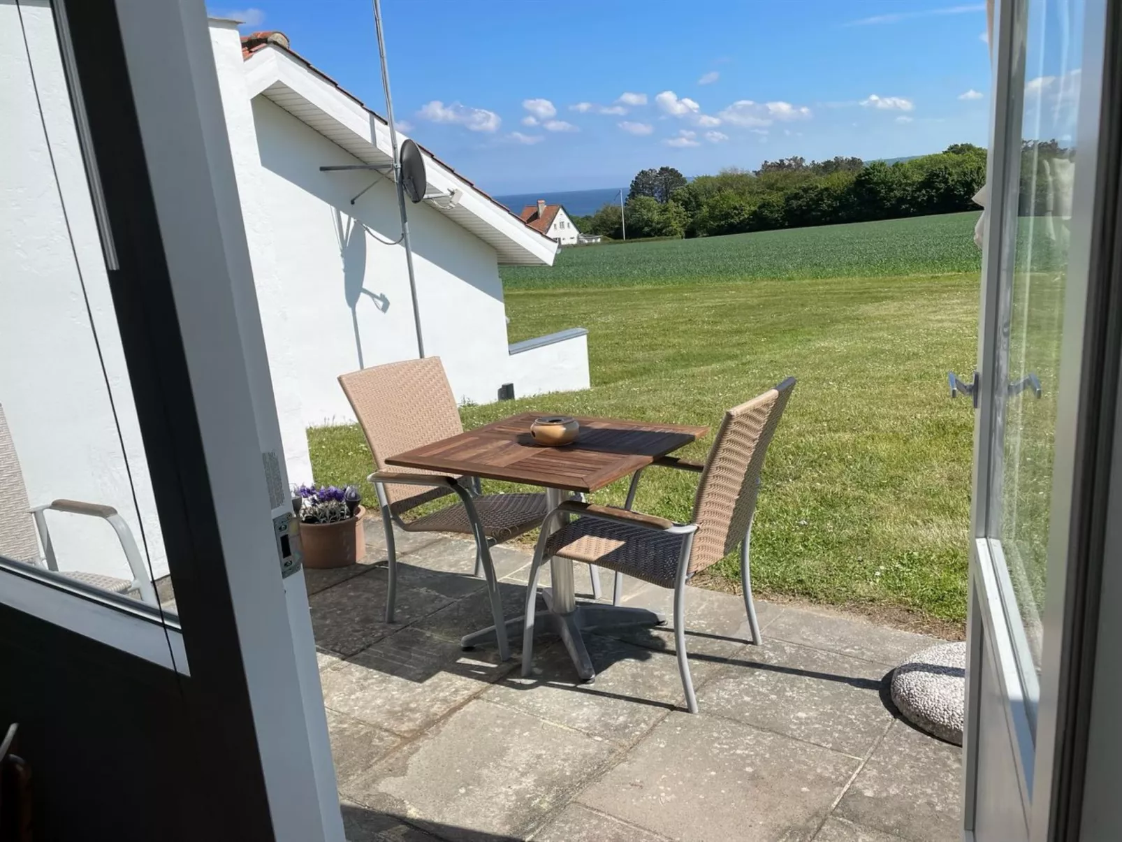 "Roger" - 400m from the sea-Outside